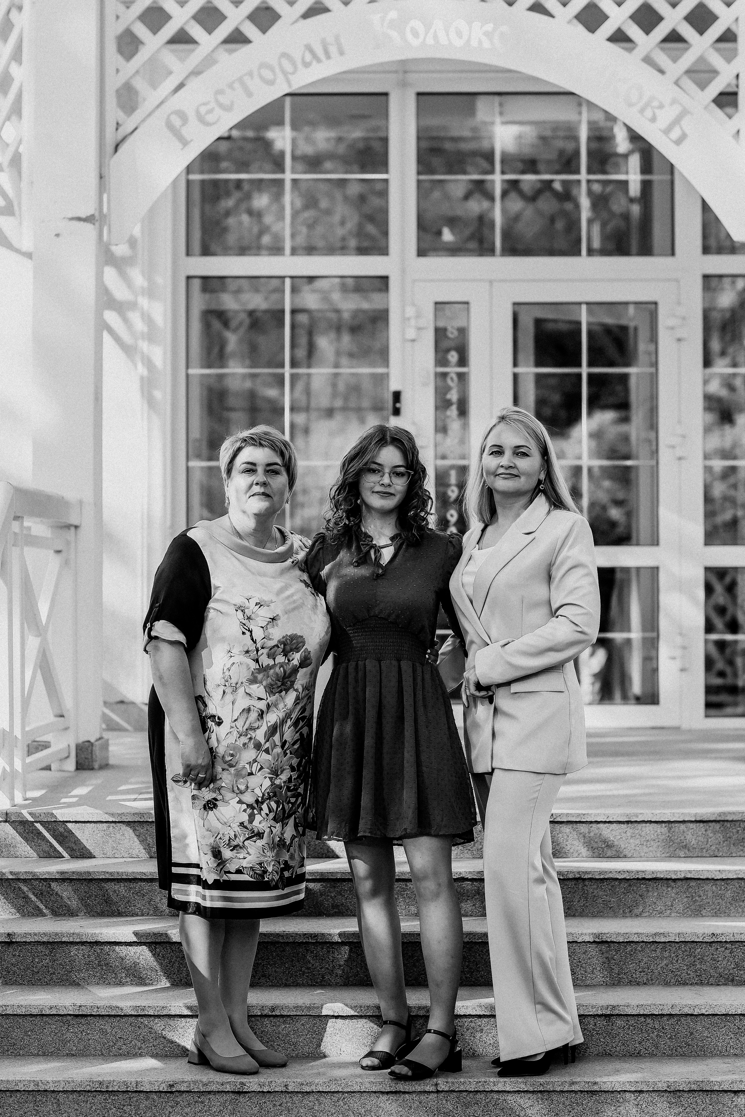 Репортаж выпускного. Семейный фотограф Тюмень, фотограф на роды Салмина Мария