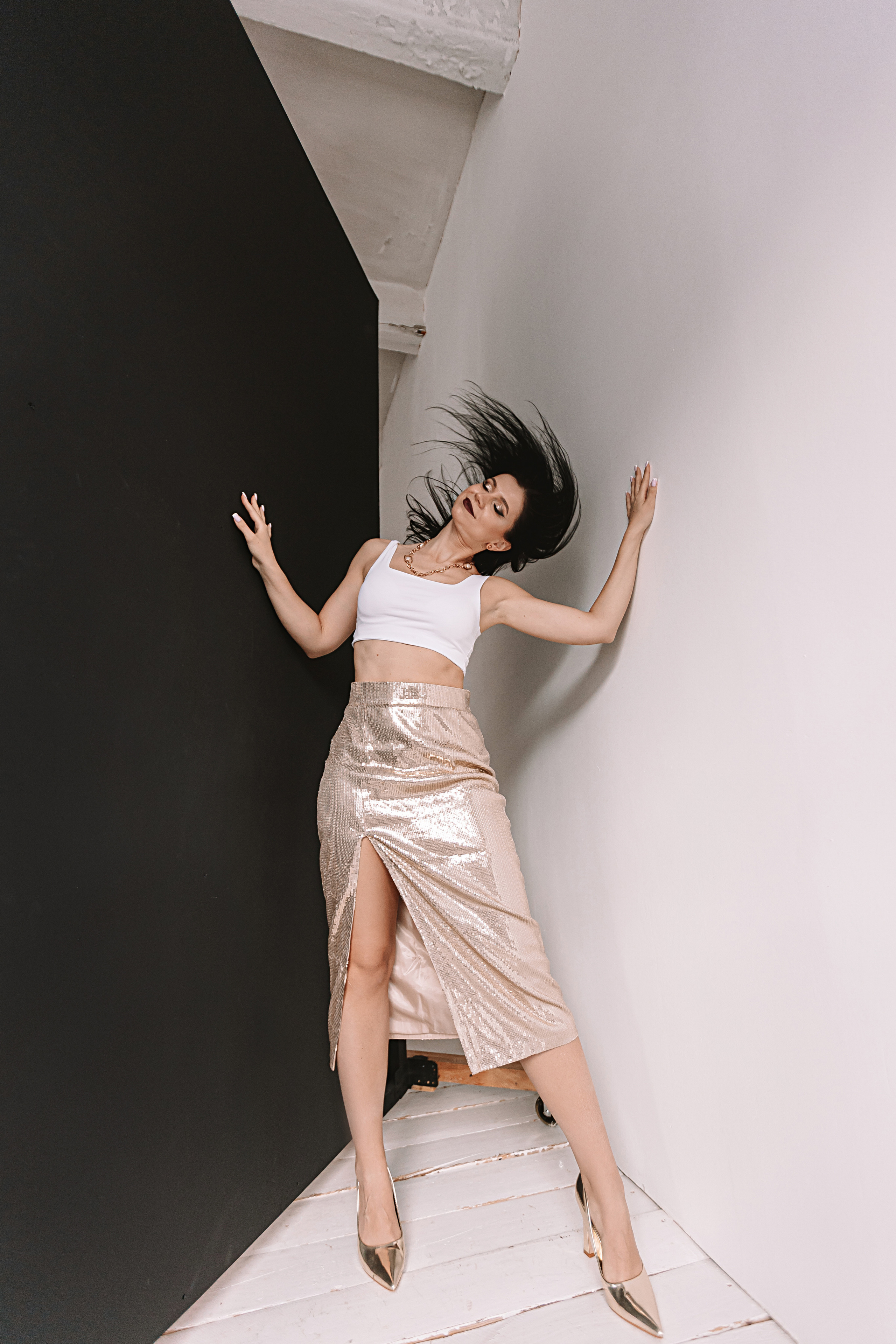 Руководитель студий красоты, студия Белая. Семейный фотограф Тюмень, фотограф на роды Салмина Мария