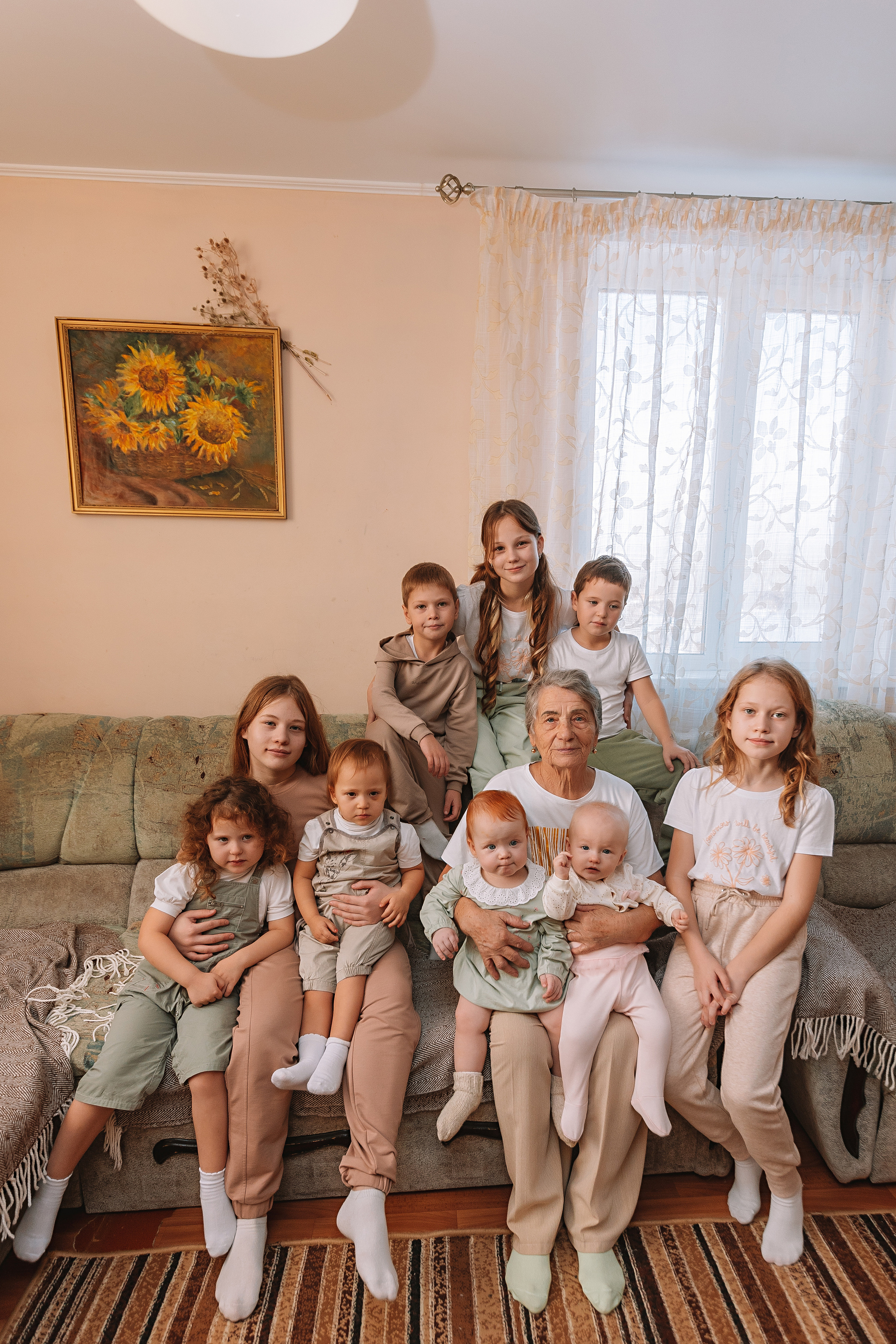 Большая семья (17 человек в частном доме, 2 часа). Семейный фотограф Тюмень, фотограф на роды Салмина Мария