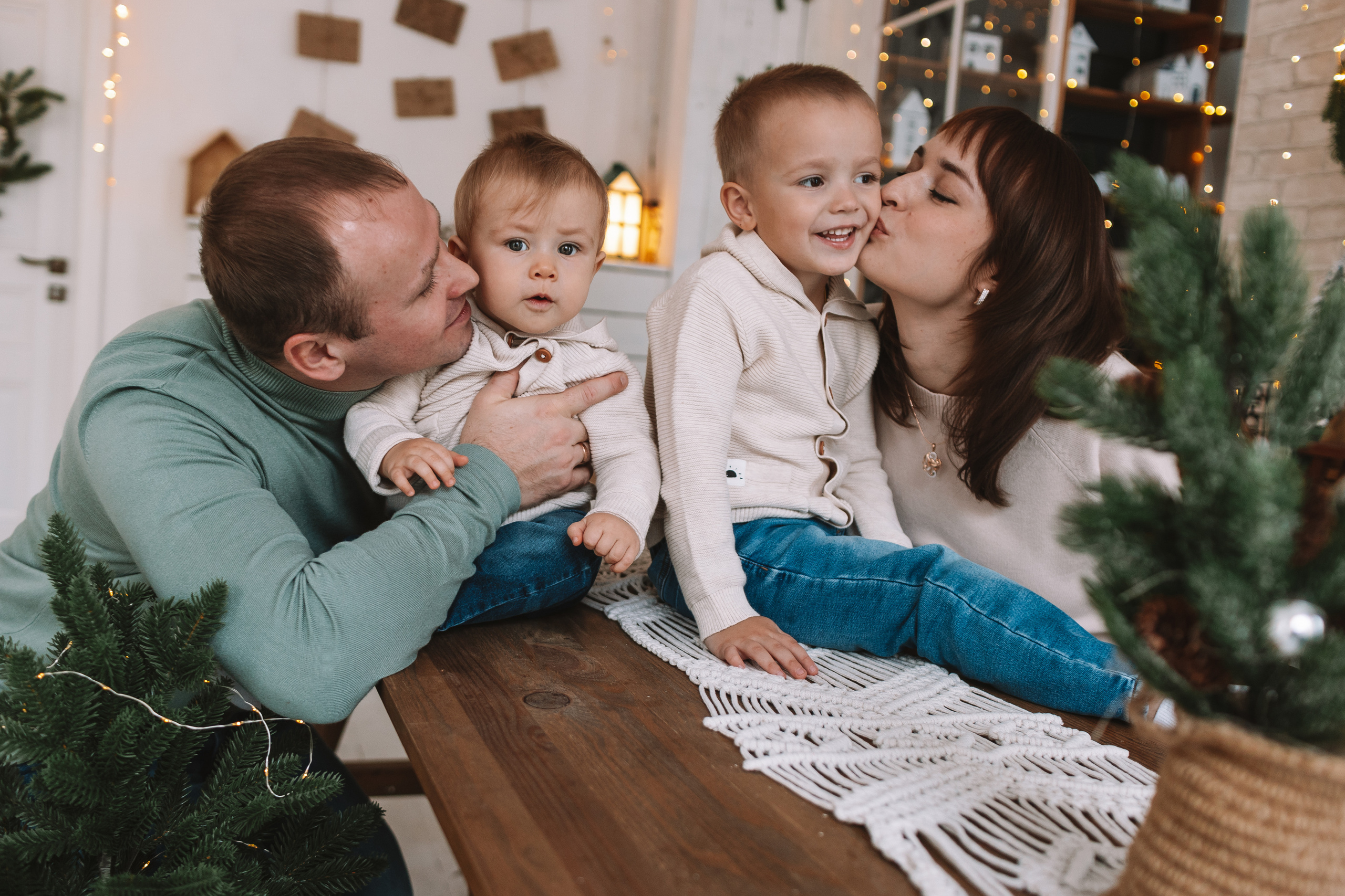 Студия Рояль (новогодняя). Семейный фотограф Тюмень, фотограф на роды Салмина Мария