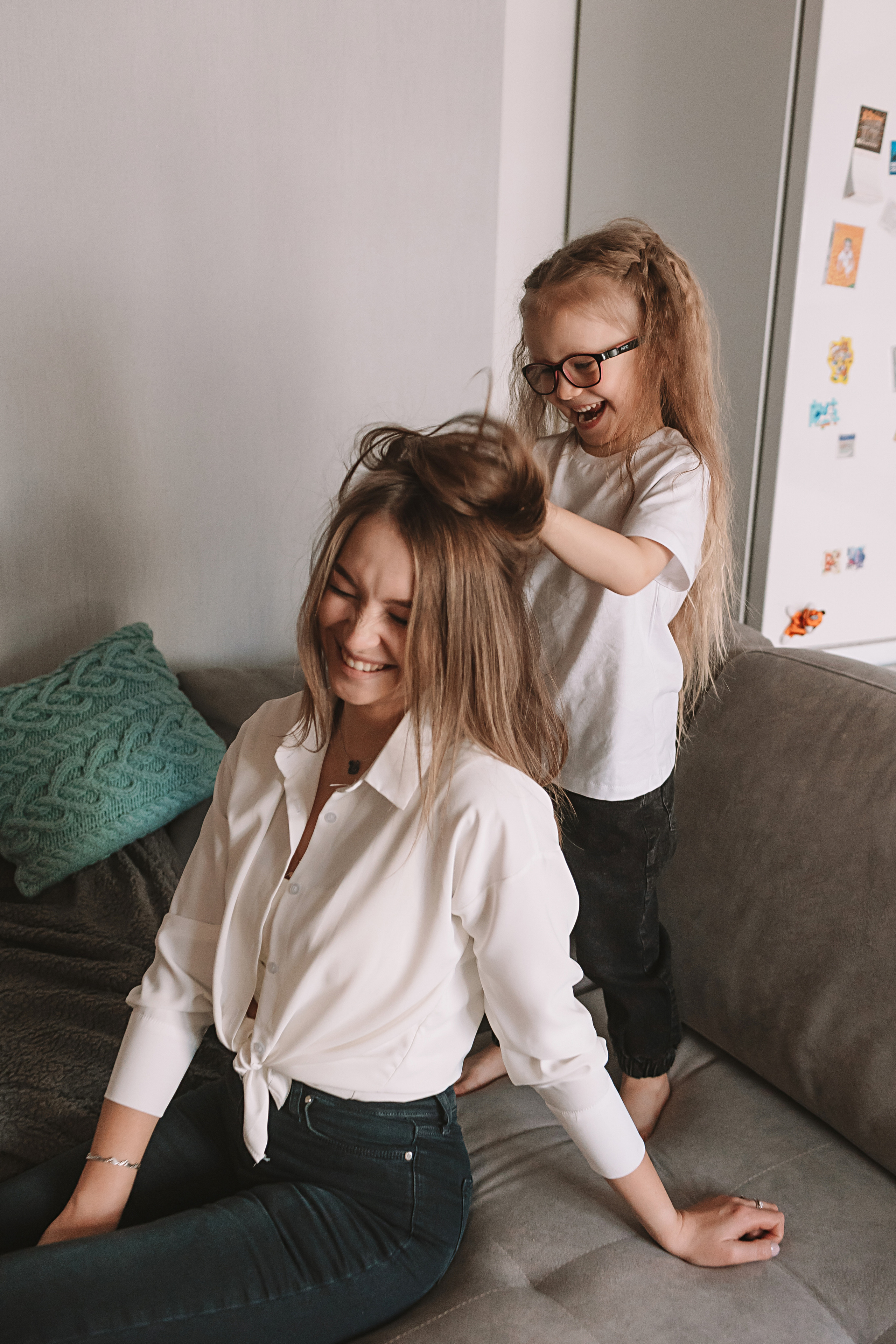 Мама дочка. Семейный фотограф Тюмень, фотограф на роды Салмина Мария