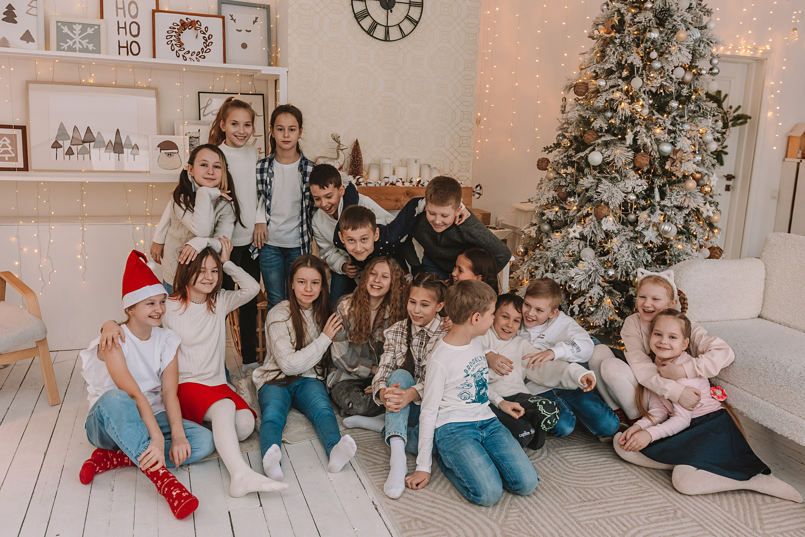 Новогодняя школьная в студии. Семейный фотограф Тюмень, фотограф на роды Салмина Мария