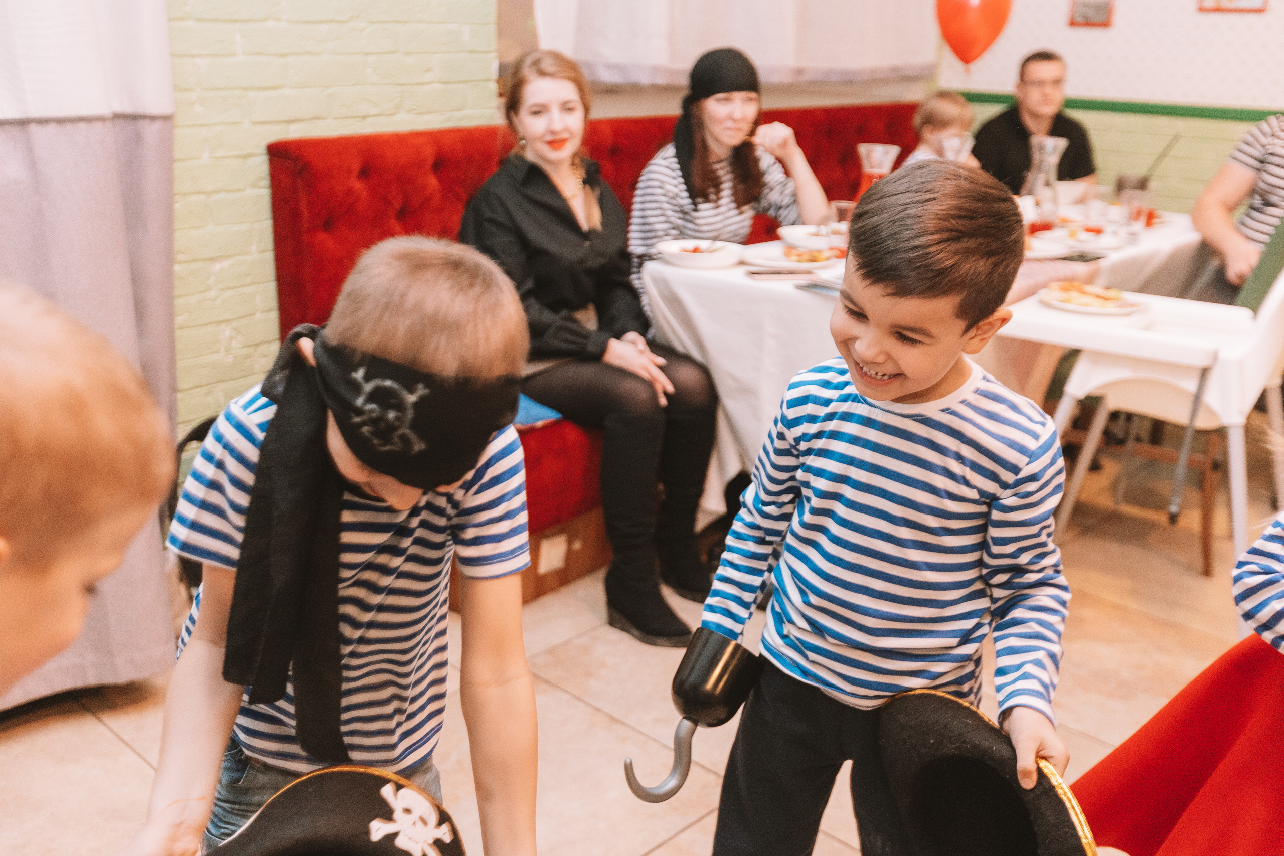 Андерсон. Семейный фотограф Тюмень, фотограф на роды Салмина Мария