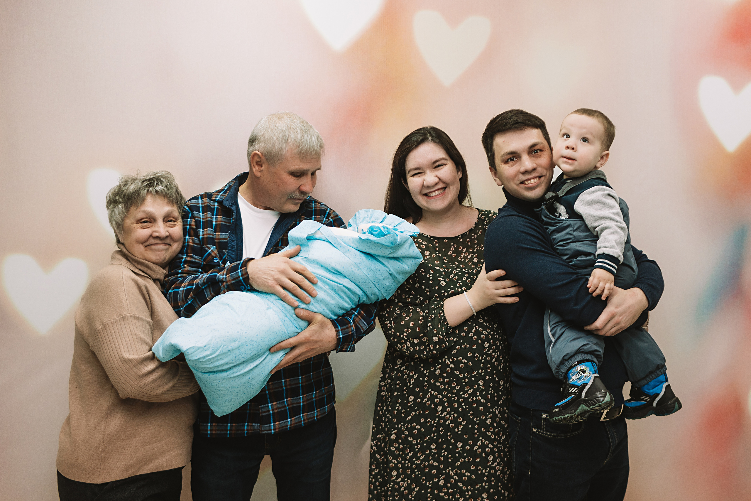 Выписка только зона ожидания. Семейный фотограф Тюмень, фотограф на роды Салмина Мария