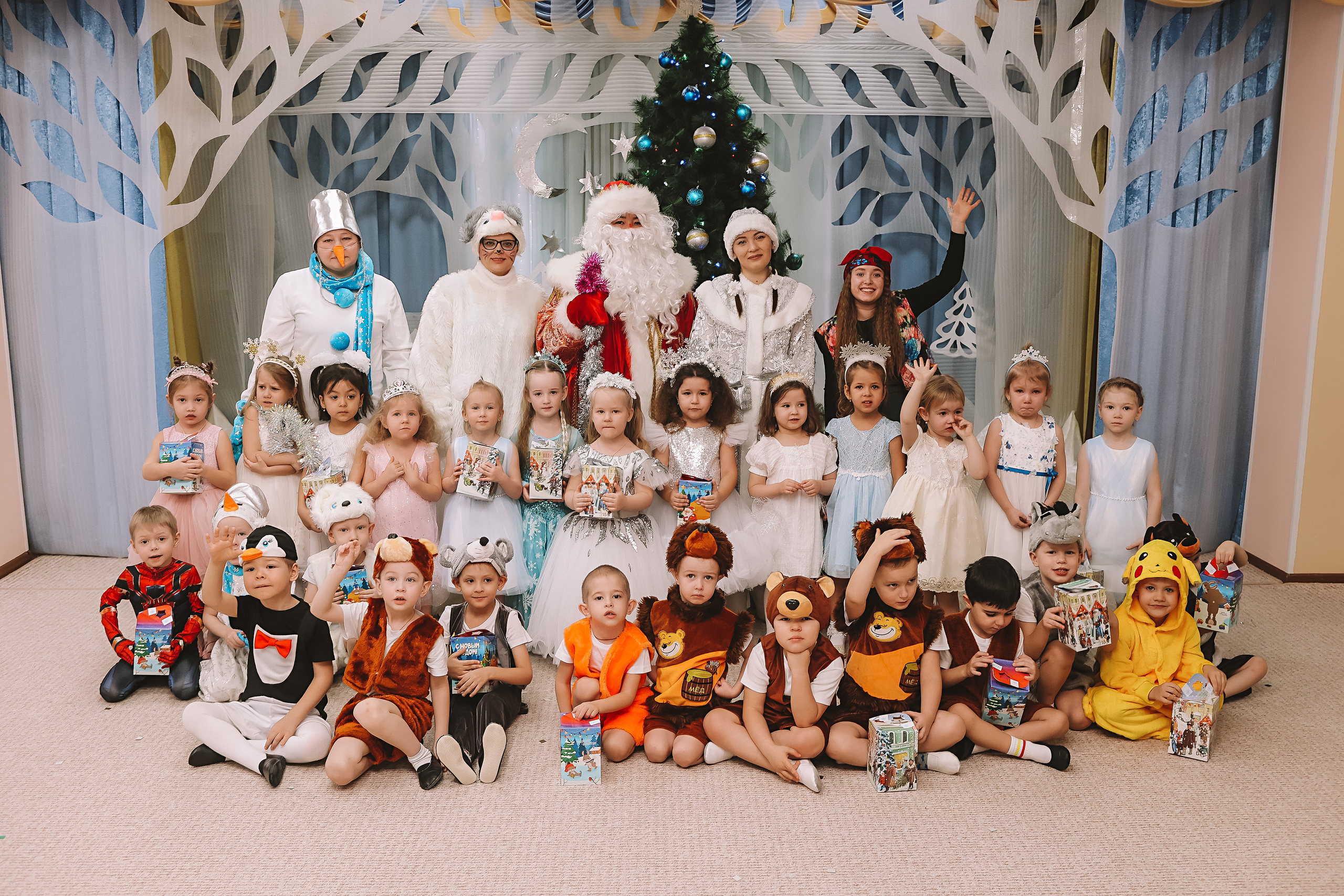 Репортаж новогоднего утренника. Семейный фотограф Тюмень, фотограф на роды Салмина Мария
