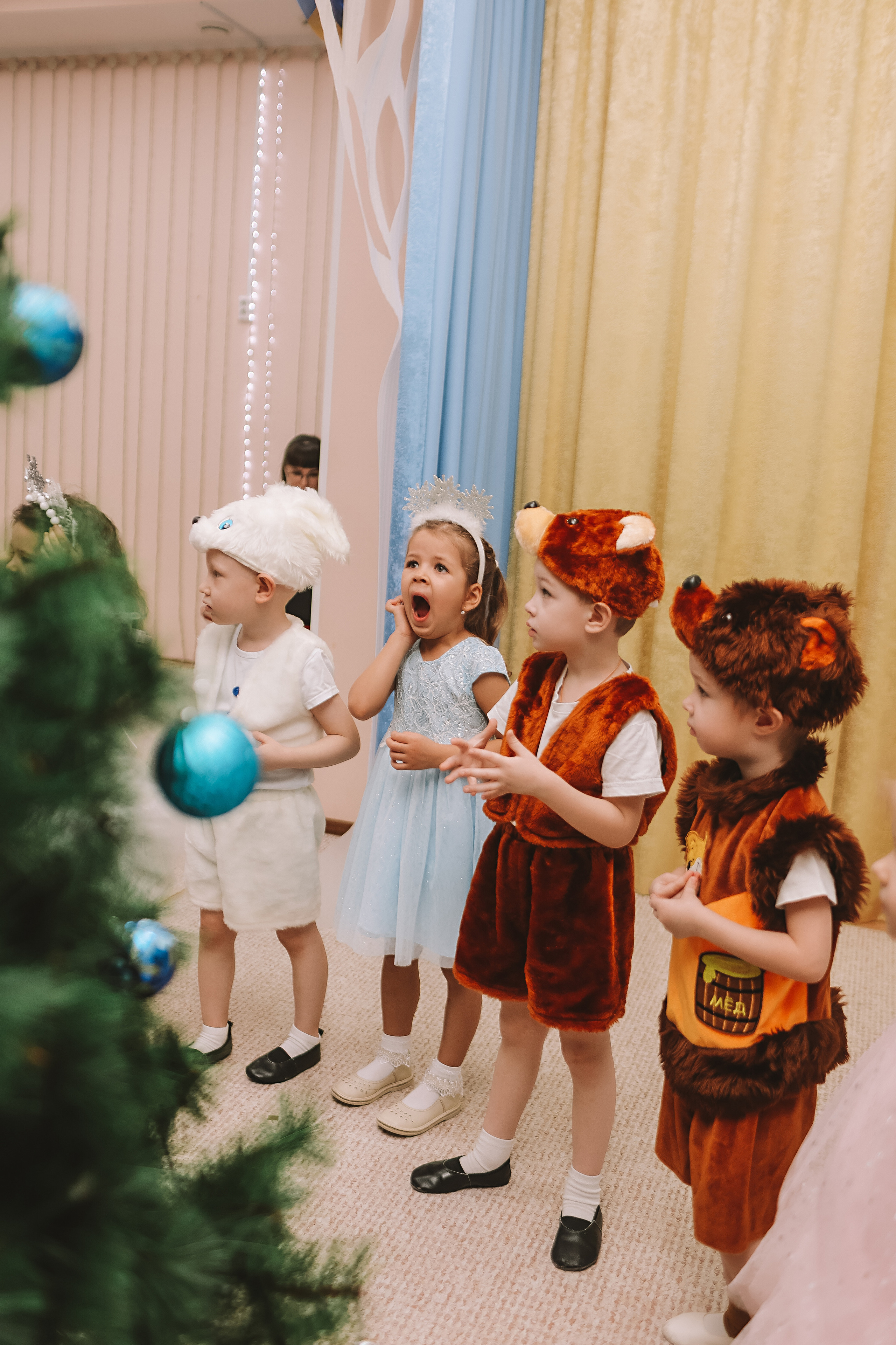 Репортаж новогоднего утренника. Семейный фотограф Тюмень, фотограф на роды Салмина Мария