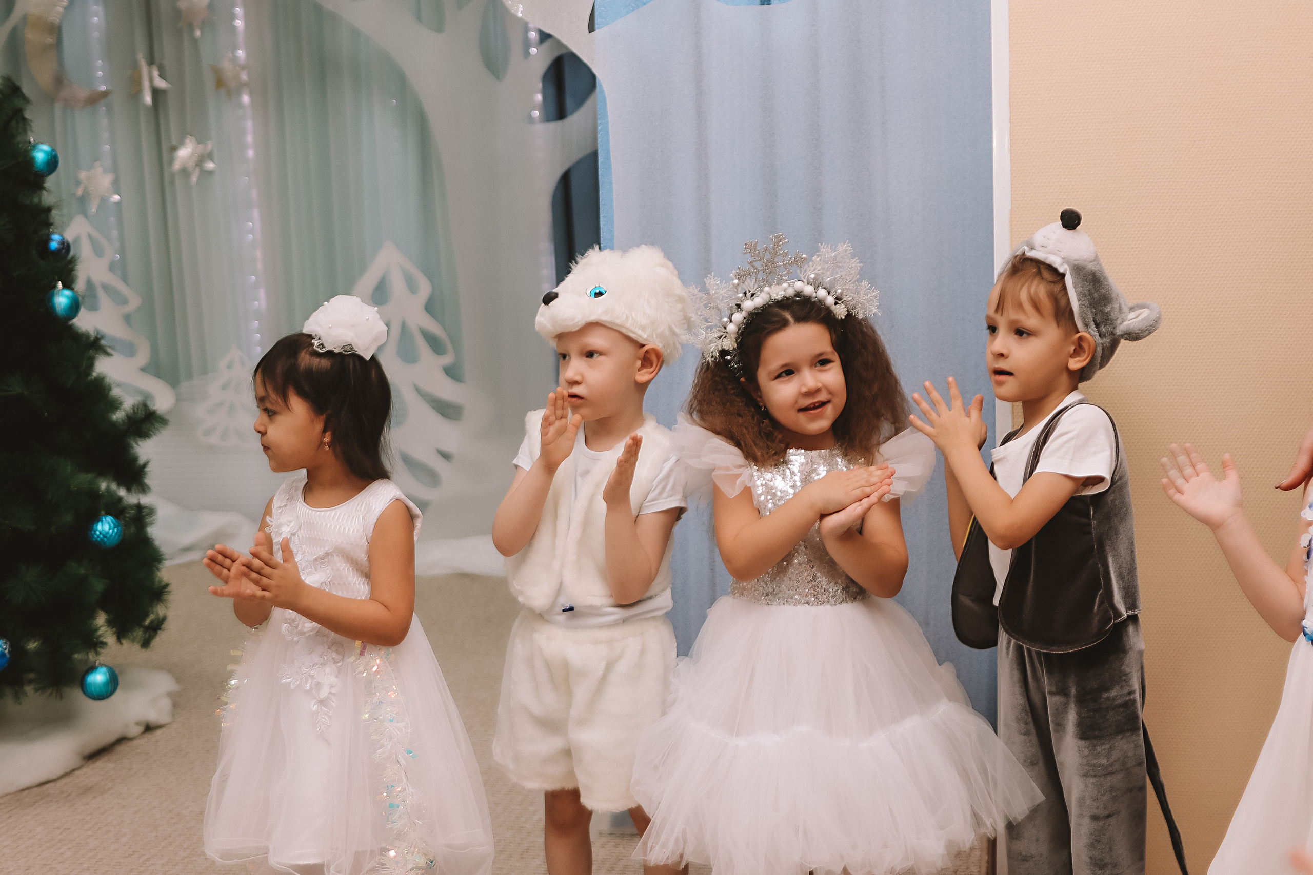 Репортаж новогоднего утренника. Семейный фотограф Тюмень, фотограф на роды Салмина Мария