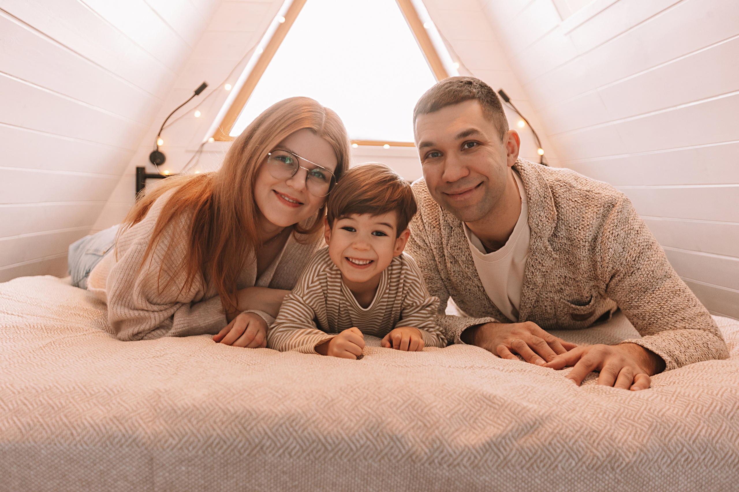 Загородный домик. Семейный фотограф Тюмень, фотограф на роды Салмина Мария