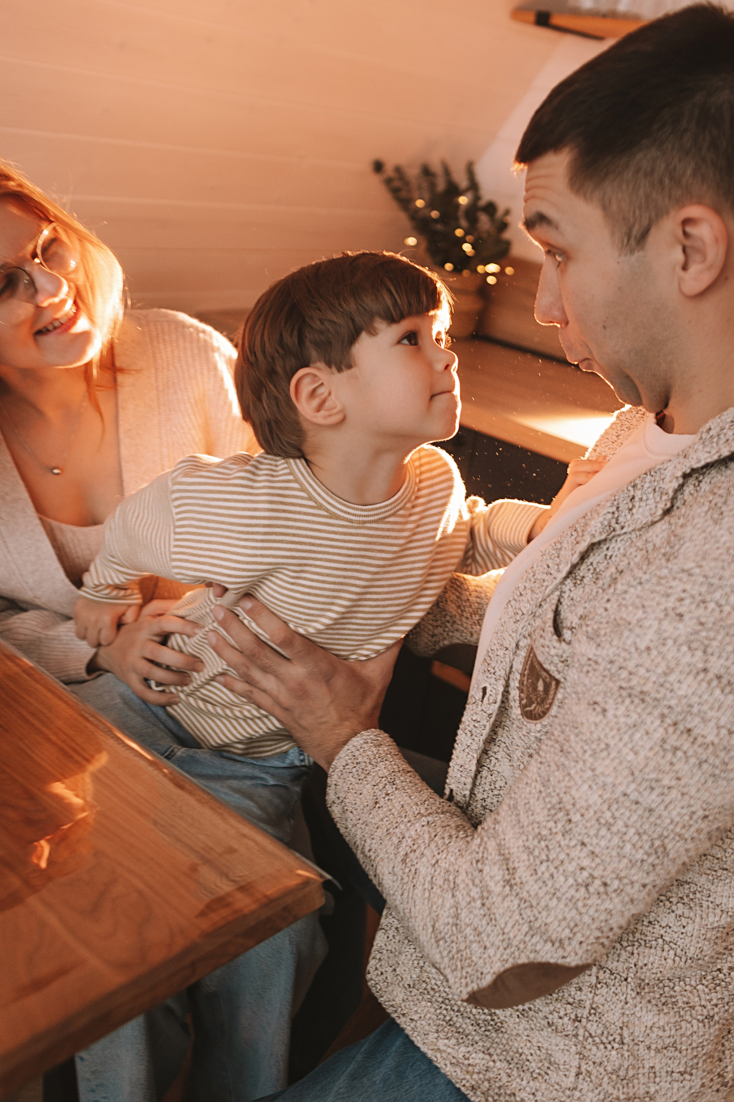Загородный домик. Семейный фотограф Тюмень, фотограф на роды Салмина Мария