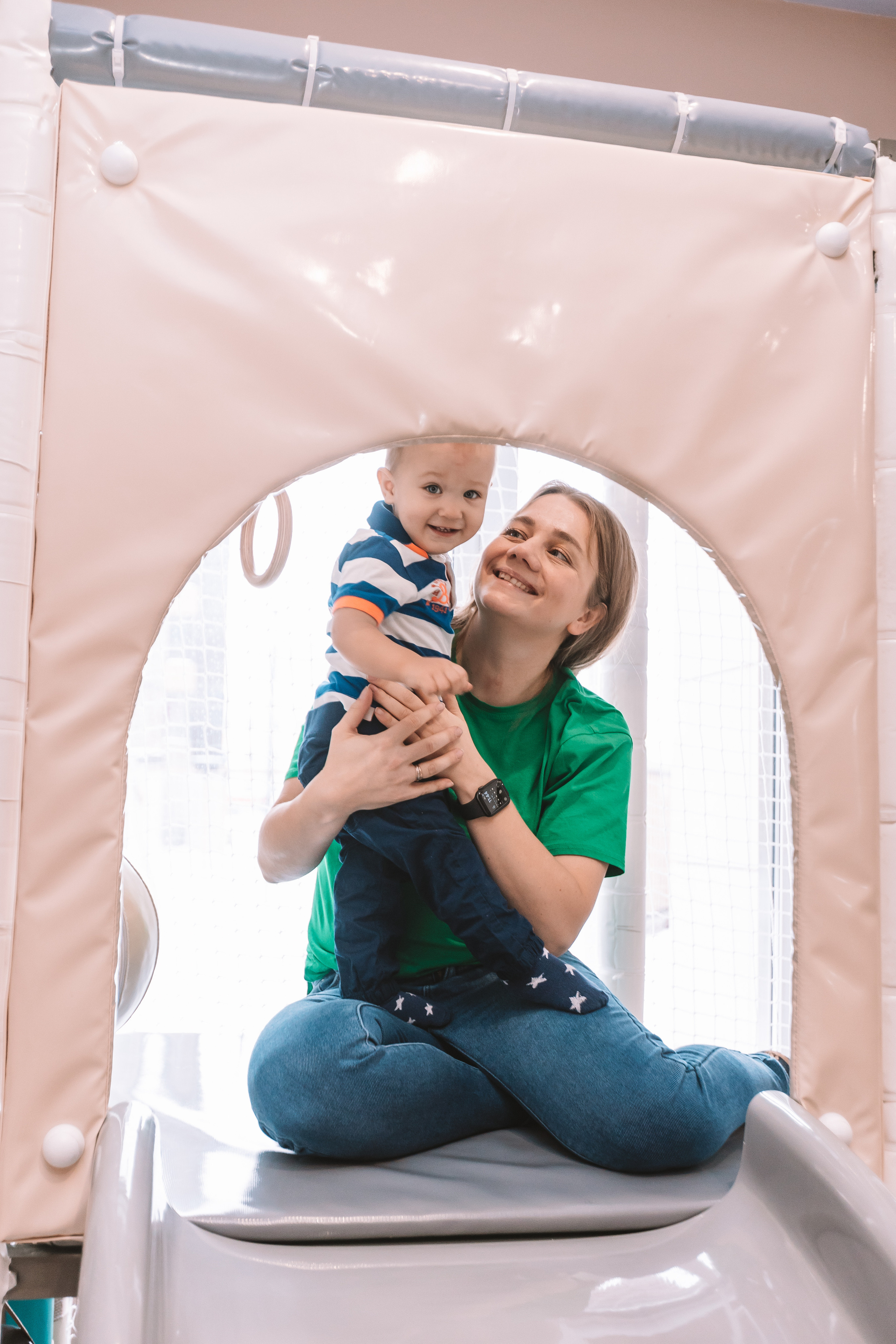 Первый годик в игровой. Семейный фотограф Тюмень, фотограф на роды Салмина Мария