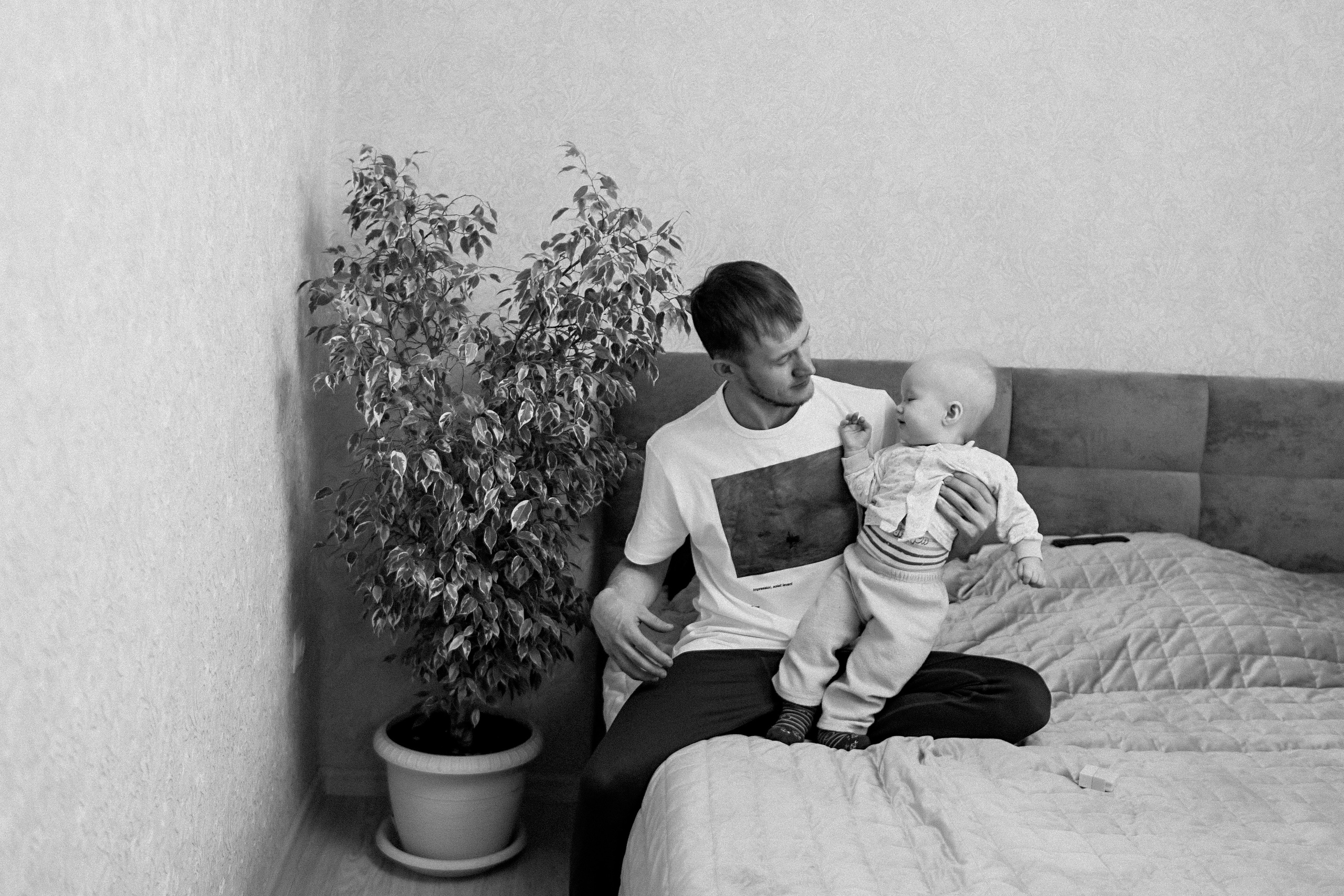 Большая семья (17 человек в частном доме, 2 часа). Семейный фотограф Тюмень, фотограф на роды Салмина Мария