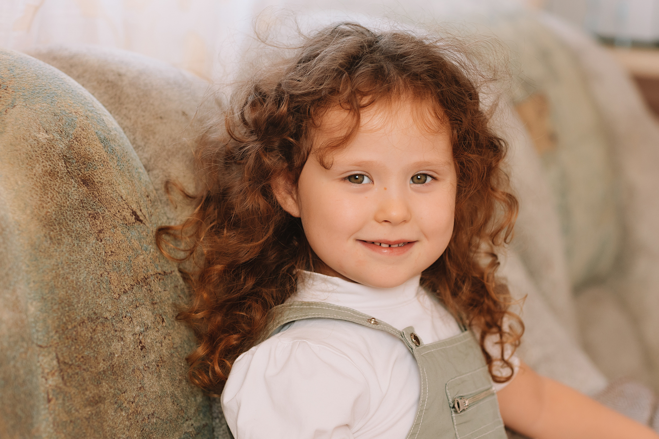 Большая семья (17 человек в частном доме, 2 часа). Семейный фотограф Тюмень, фотограф на роды Салмина Мария