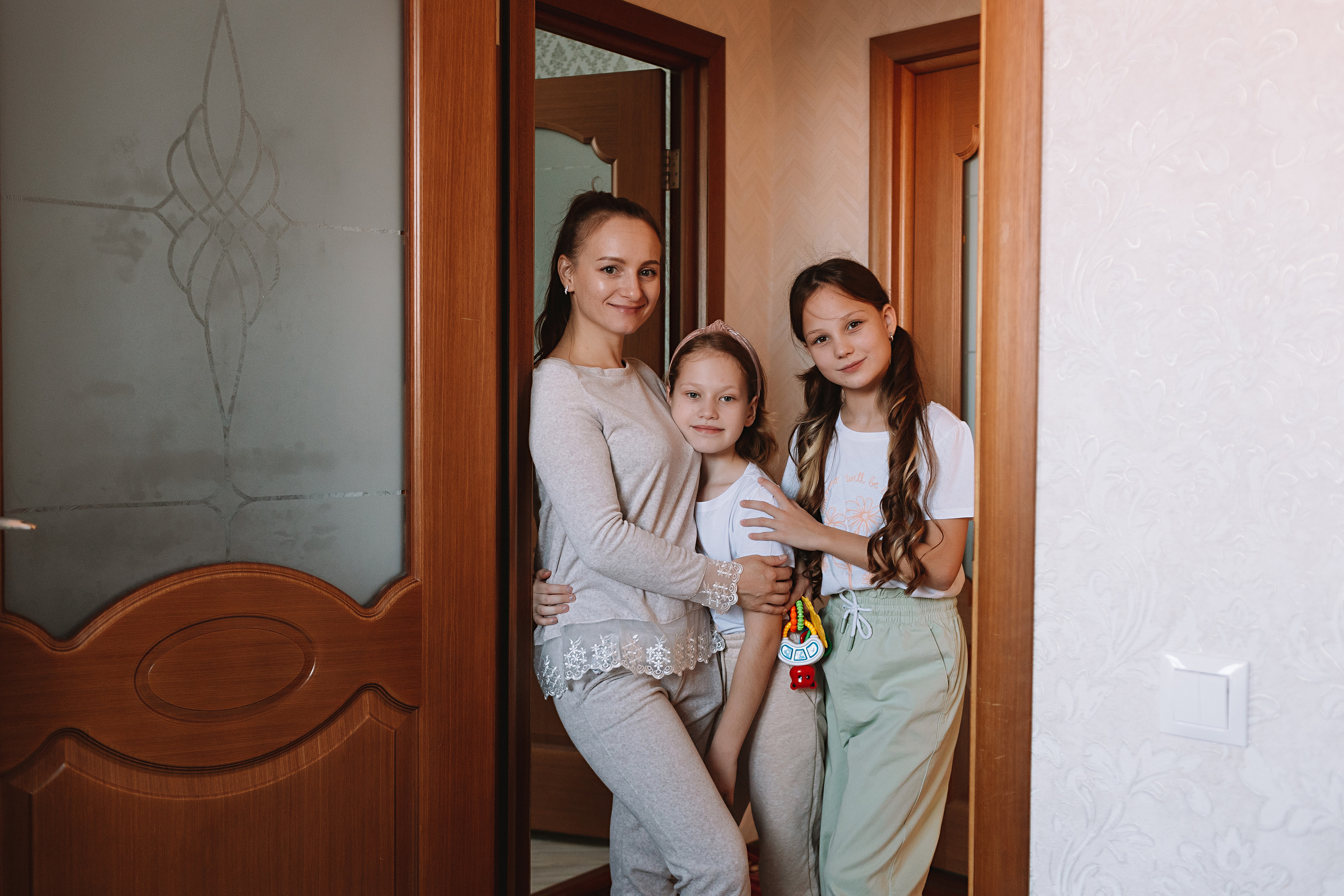 Большая семья (17 человек в частном доме, 2 часа). Семейный фотограф Тюмень, фотограф на роды Салмина Мария