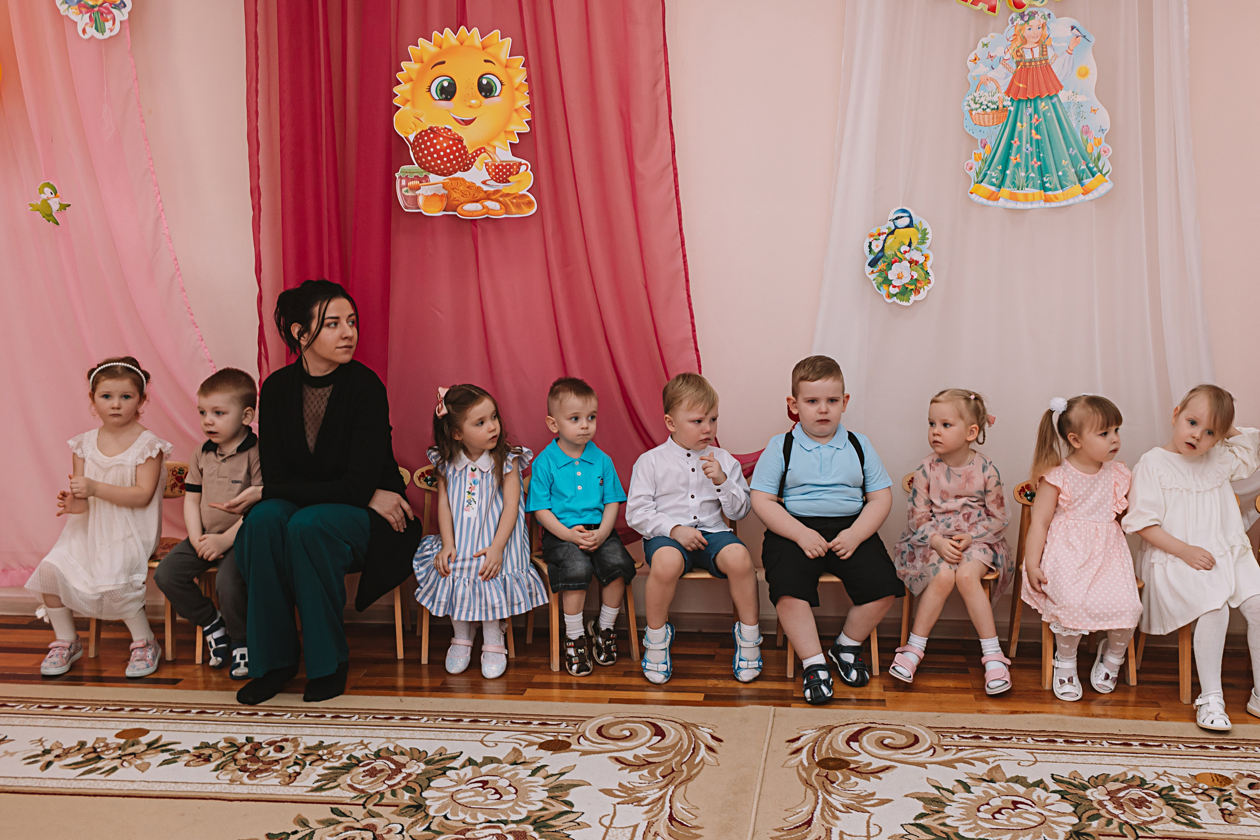 Утренник садик. Семейный фотограф Тюмень, фотограф на роды Салмина Мария