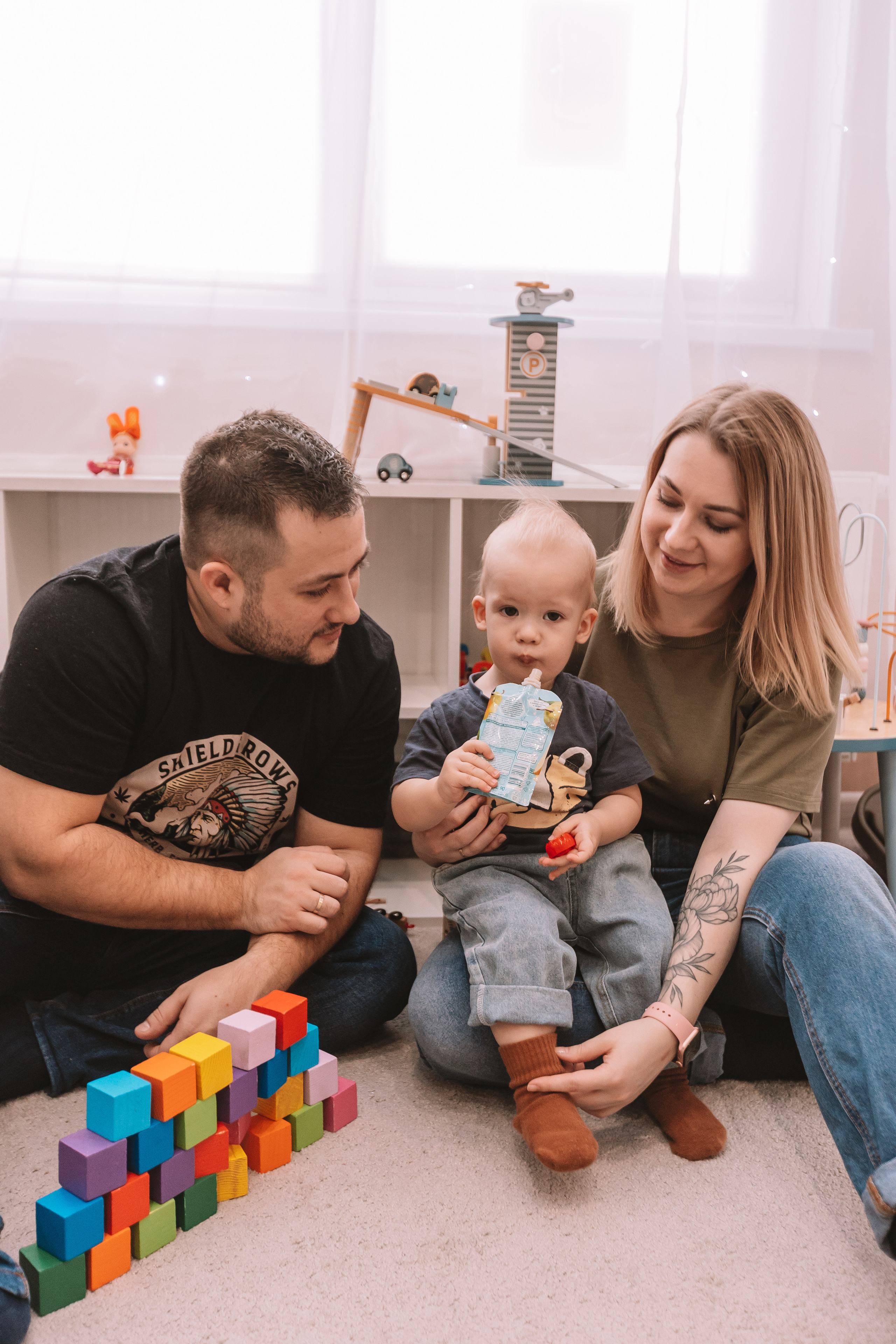 Первый годик в игровой. Семейный фотограф Тюмень, фотограф на роды Салмина Мария