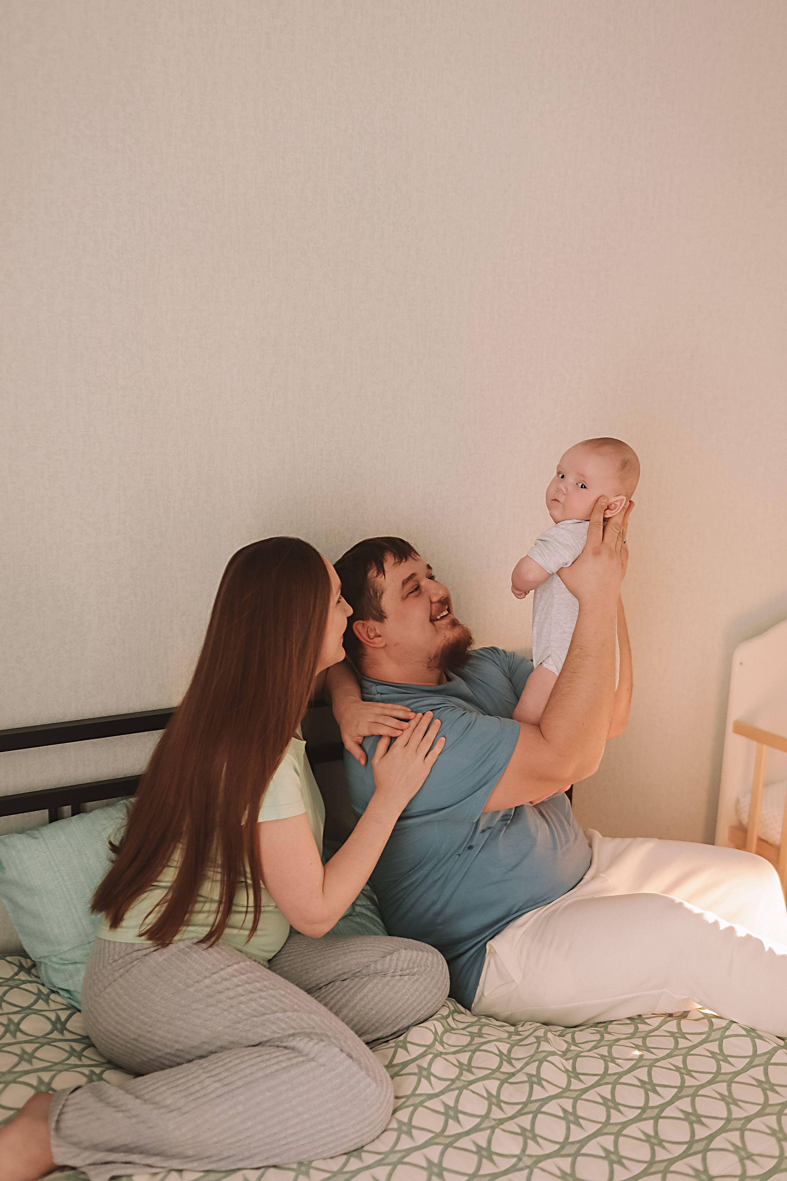 Захар, 3 месяца. Семейный фотограф Тюмень, фотограф на роды Салмина Мария