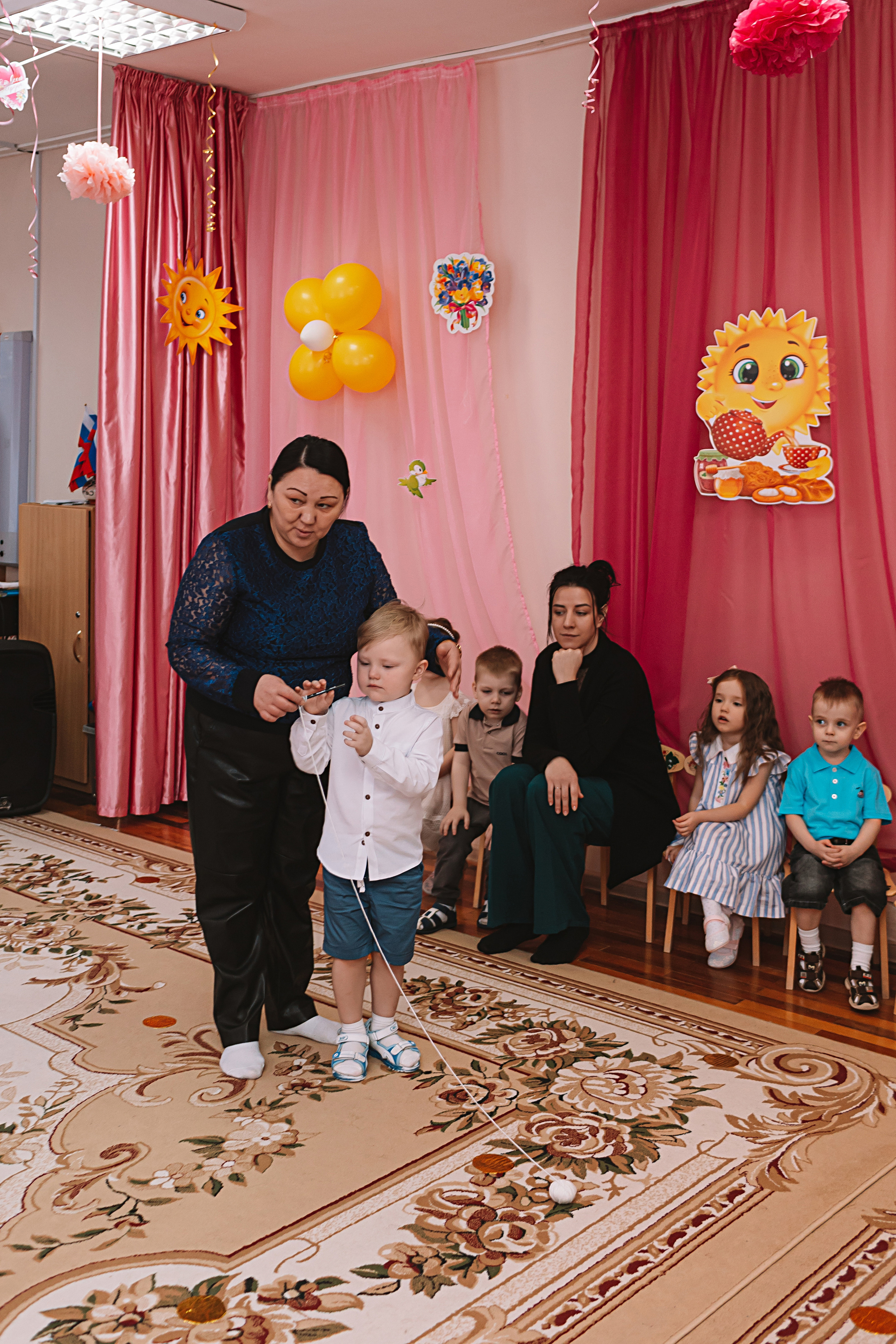 Утренник садик. Семейный фотограф Тюмень, фотограф на роды Салмина Мария