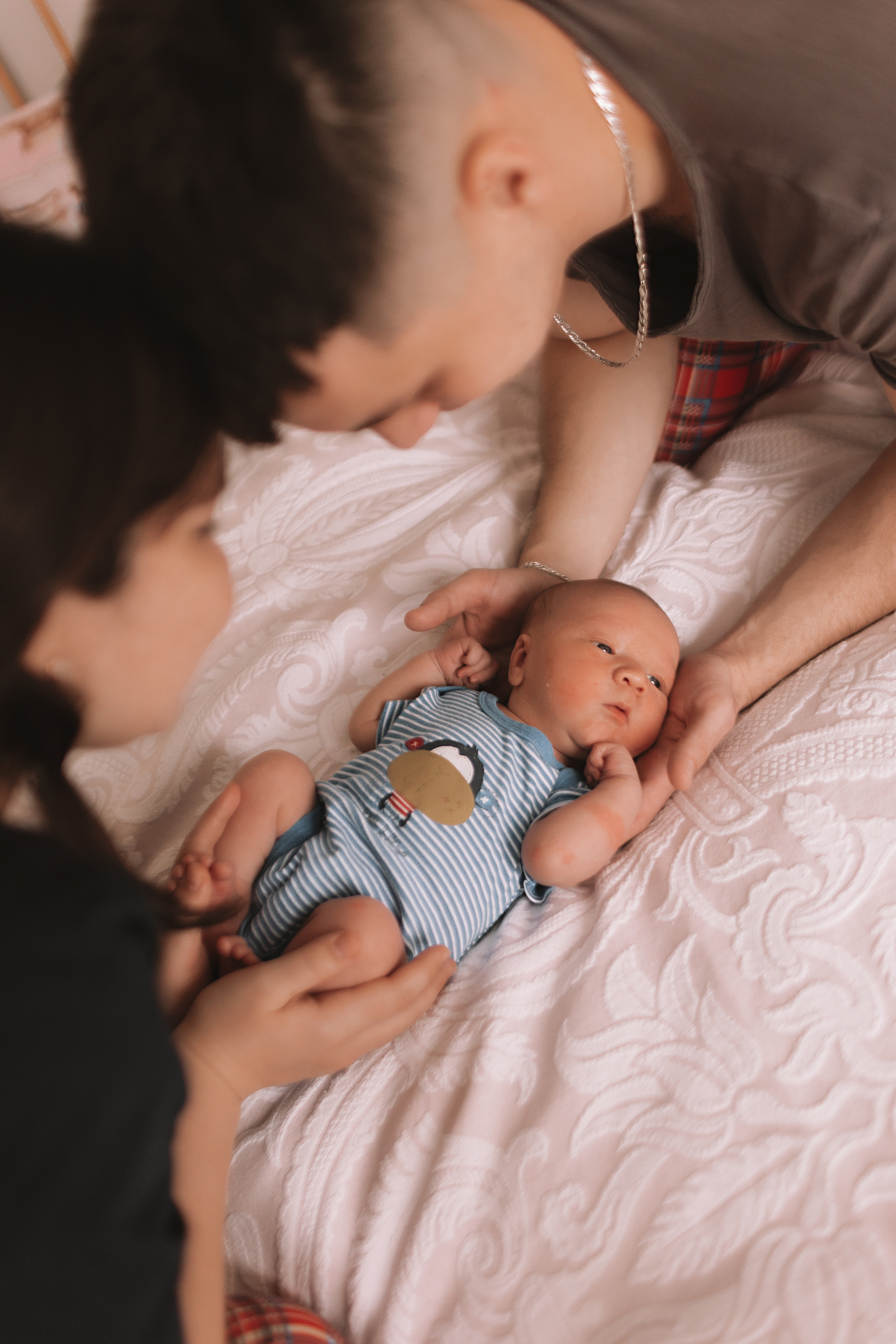 Руслан. Семейный фотограф Тюмень, фотограф на роды Салмина Мария