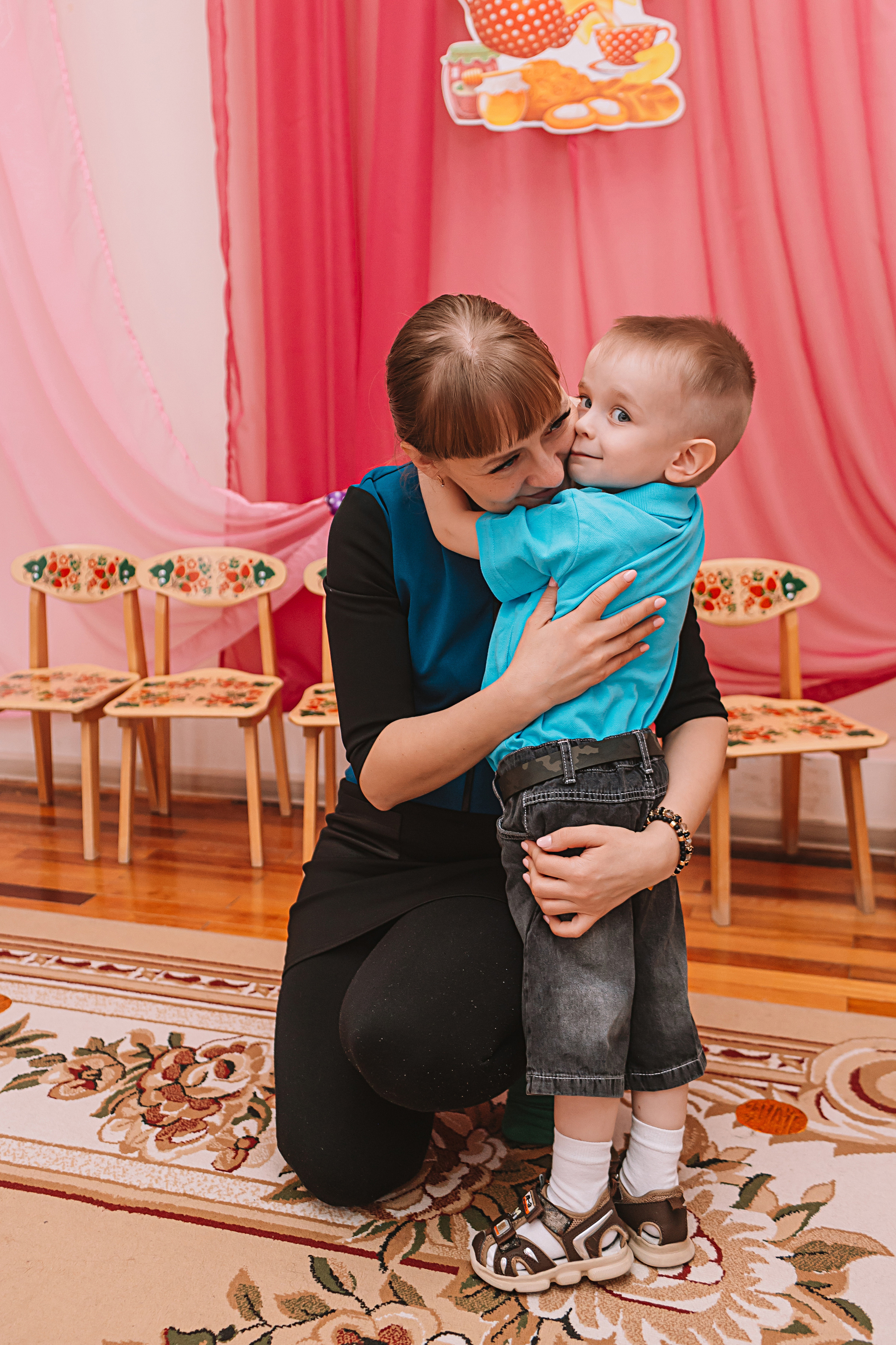 Утренник садик. Семейный фотограф Тюмень, фотограф на роды Салмина Мария