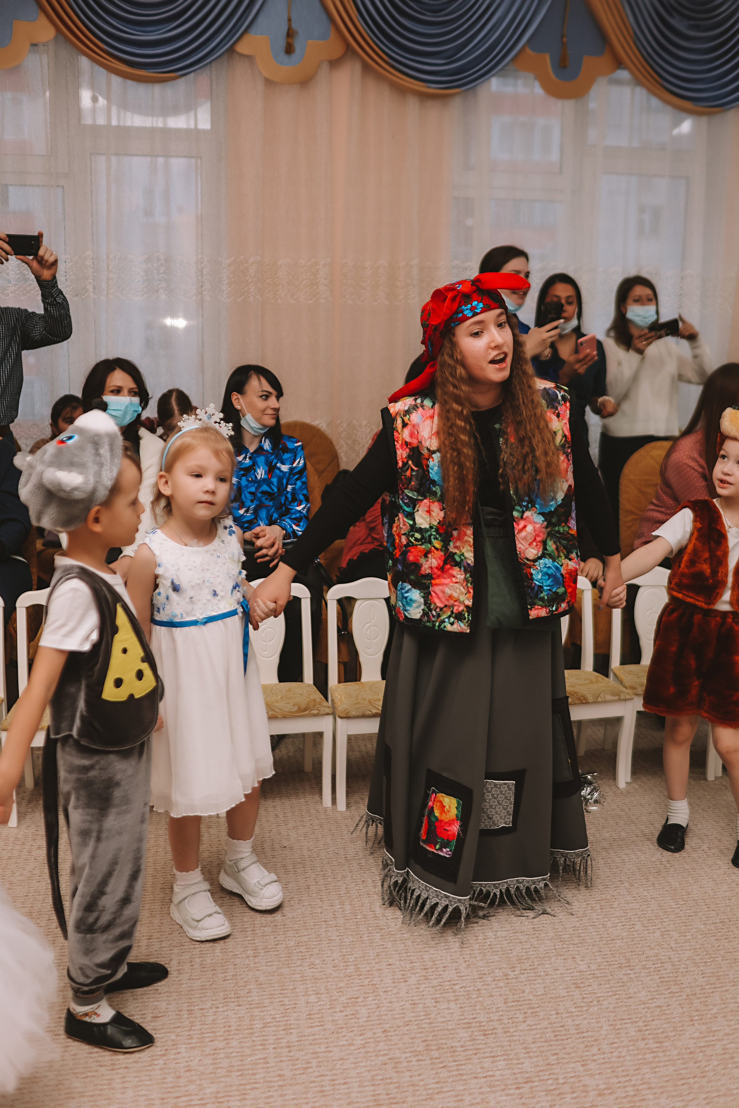 Репортаж новогоднего утренника. Семейный фотограф Тюмень, фотограф на роды Салмина Мария
