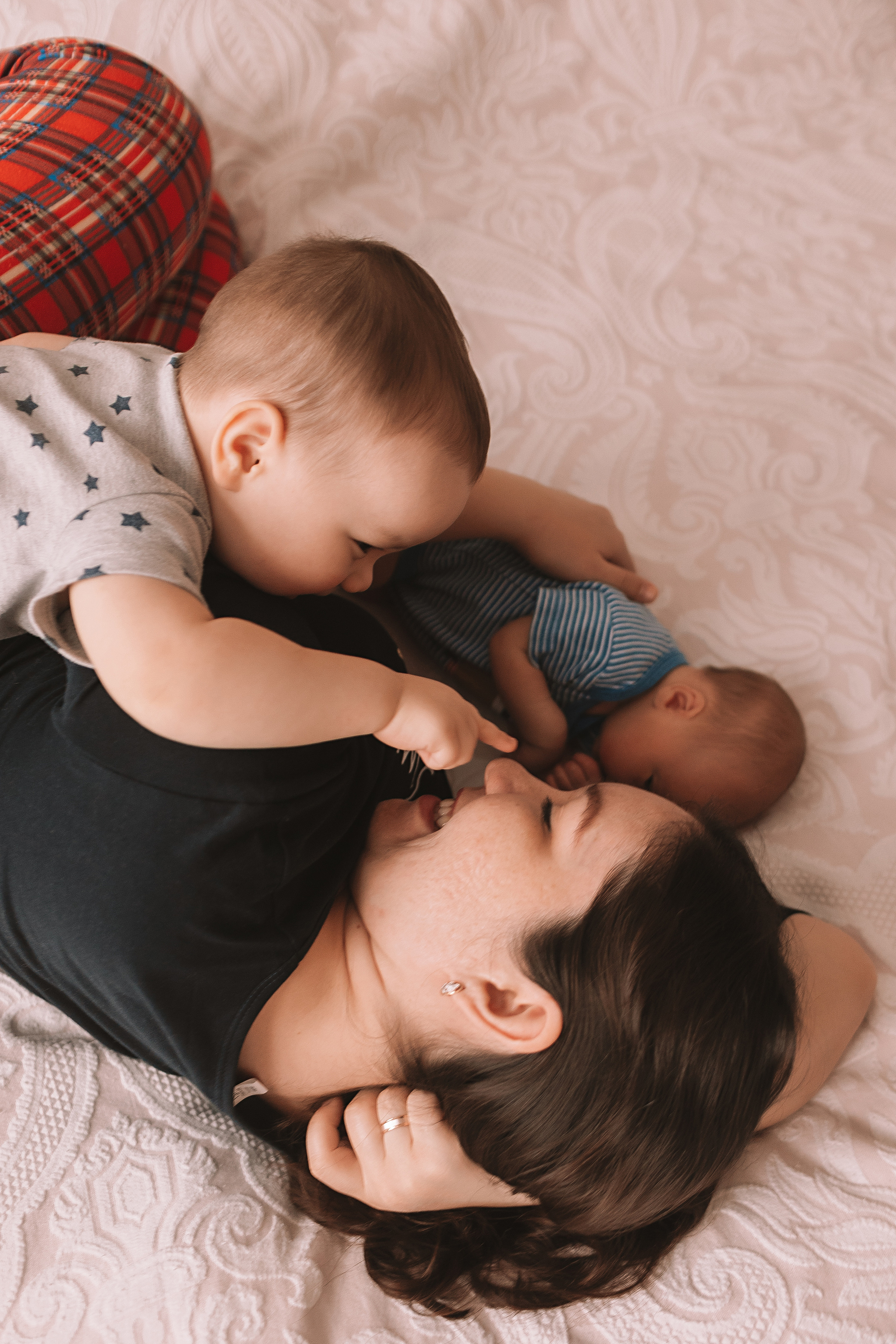 Руслан. Семейный фотограф Тюмень, фотограф на роды Салмина Мария