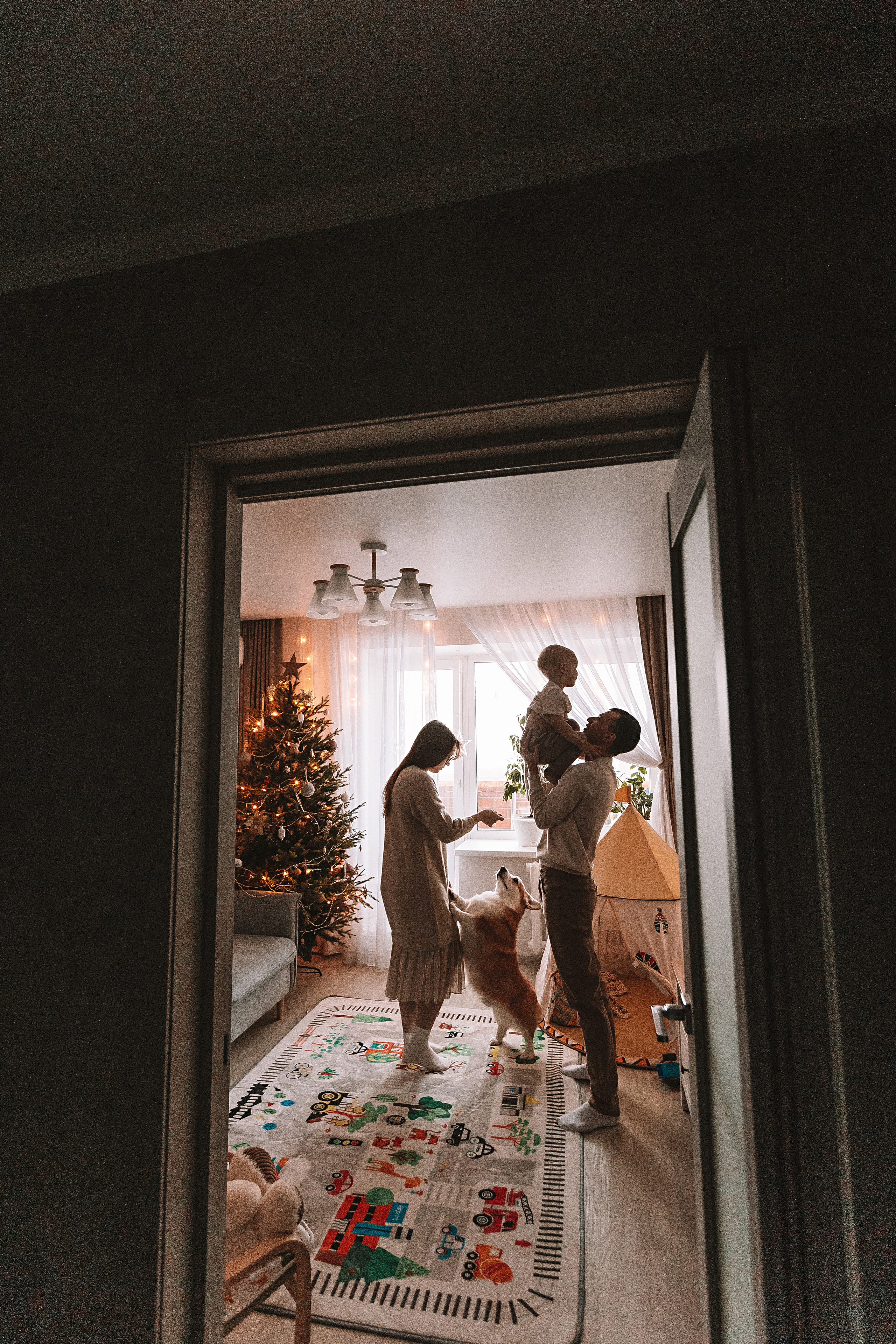 Очень активный Лев. Семейный фотограф Тюмень, фотограф на роды Салмина Мария