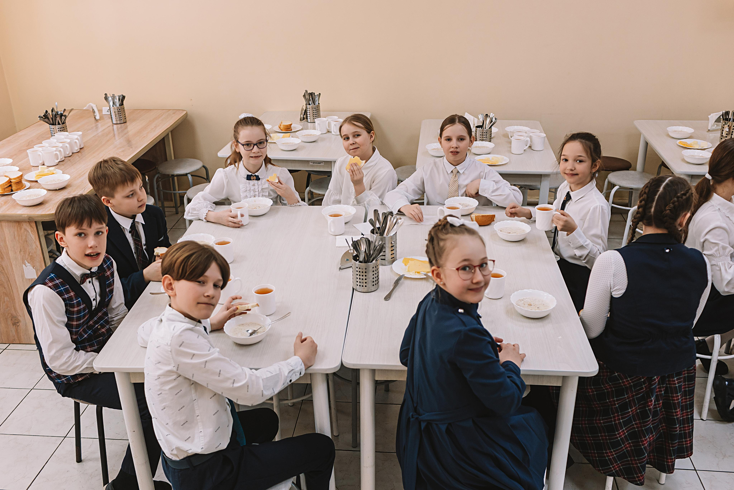 4 класс репортаж. Семейный фотограф Тюмень, фотограф на роды Салмина Мария