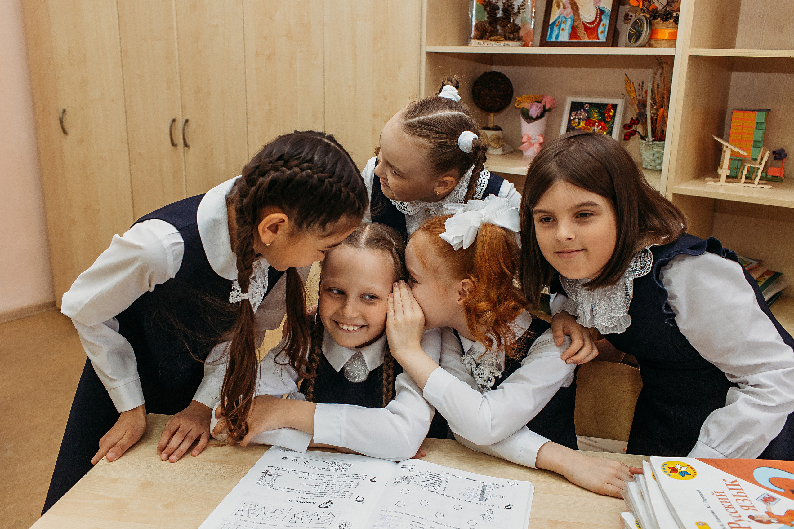 2 класс. Семейный фотограф Тюмень, фотограф на роды Салмина Мария