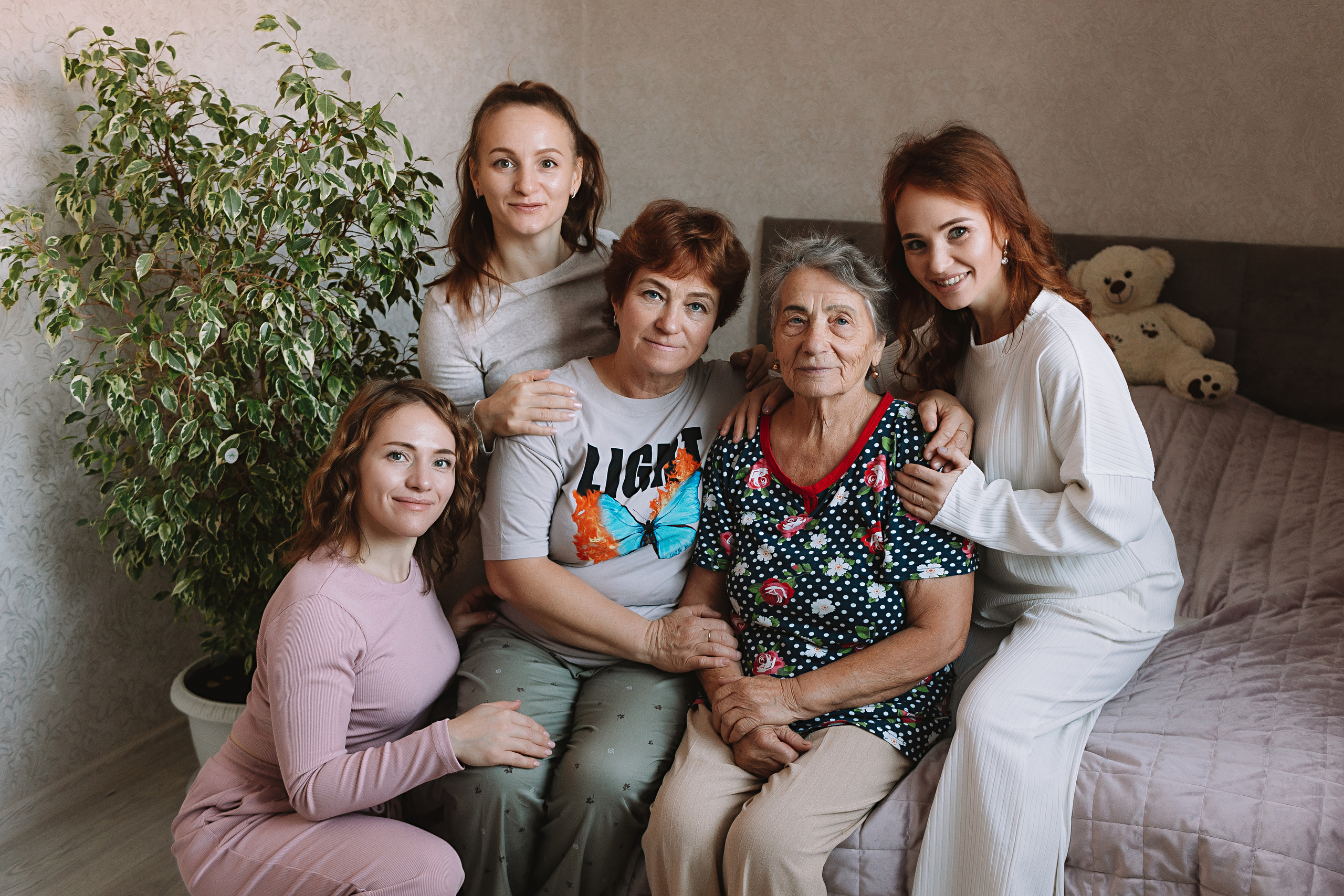 Большая семья (17 человек в частном доме, 2 часа). Семейный фотограф Тюмень, фотограф на роды Салмина Мария