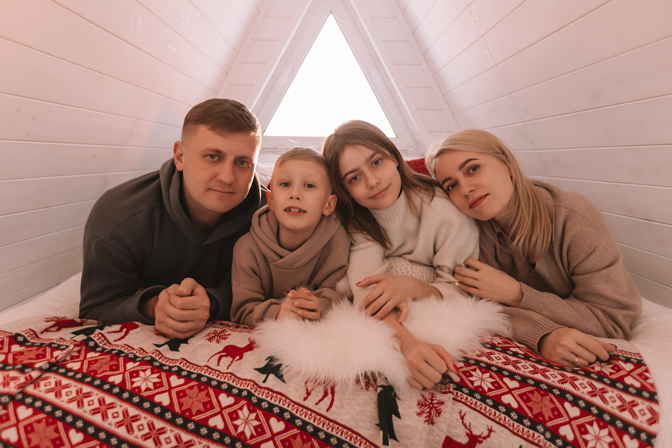 Сканди (зима). Семейный фотограф Тюмень, фотограф на роды Салмина Мария