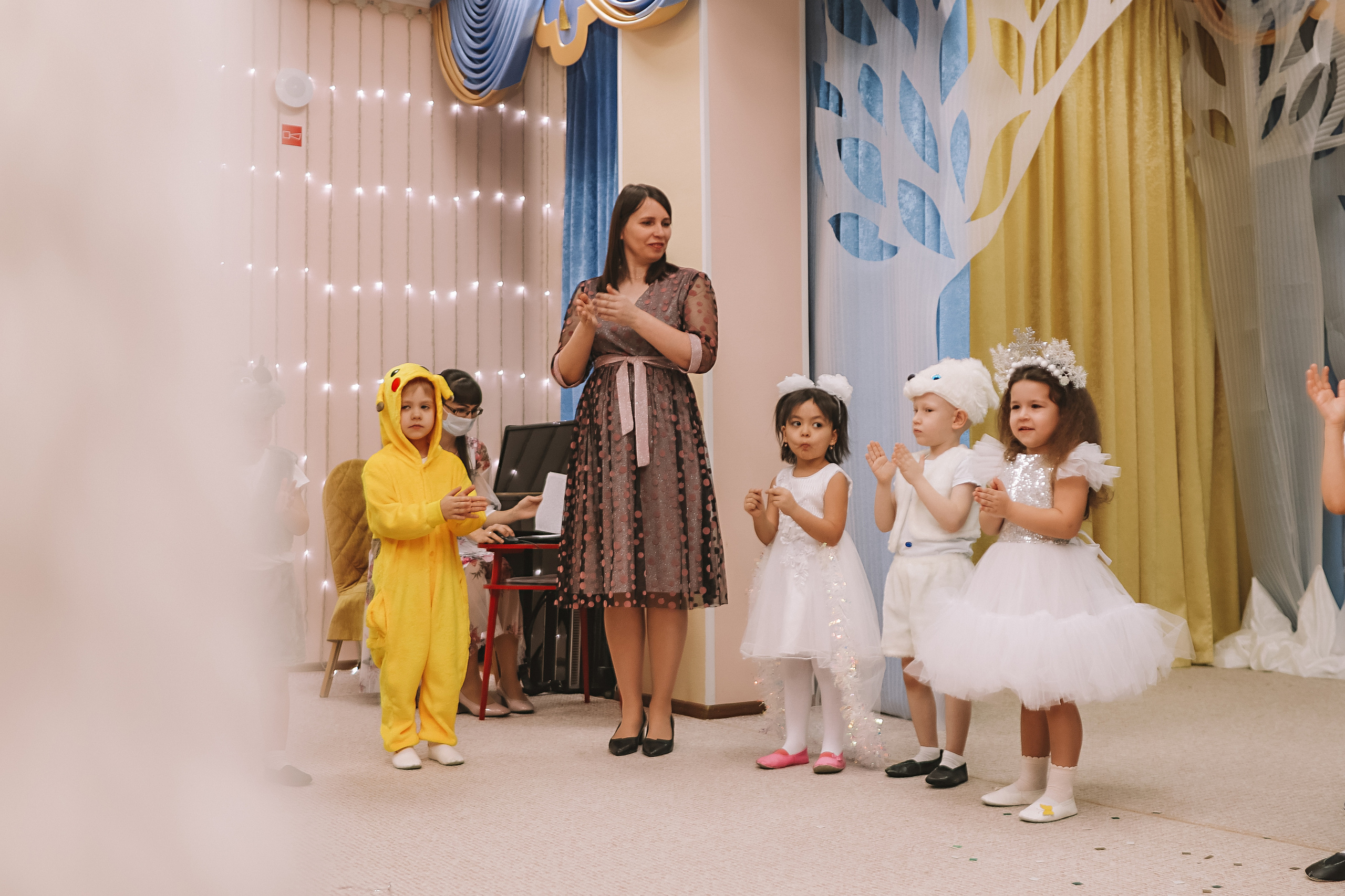 Репортаж новогоднего утренника. Семейный фотограф Тюмень, фотограф на роды Салмина Мария