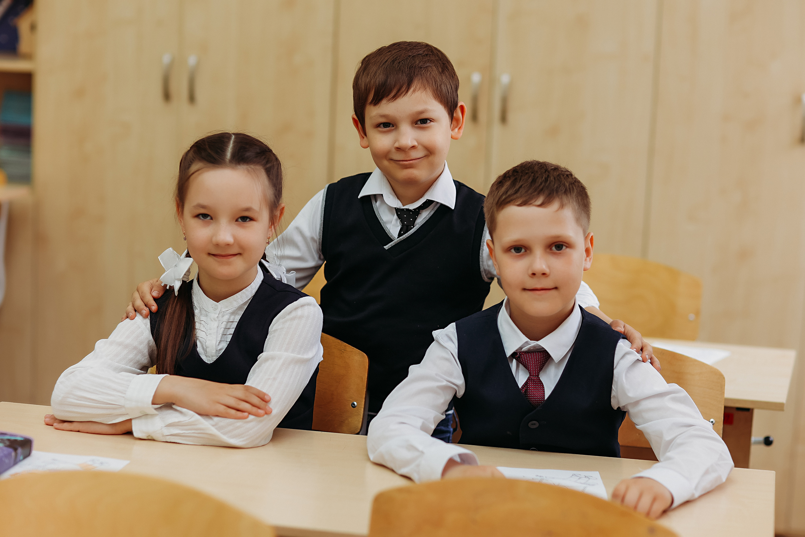 2 класс. Семейный фотограф Тюмень, фотограф на роды Салмина Мария