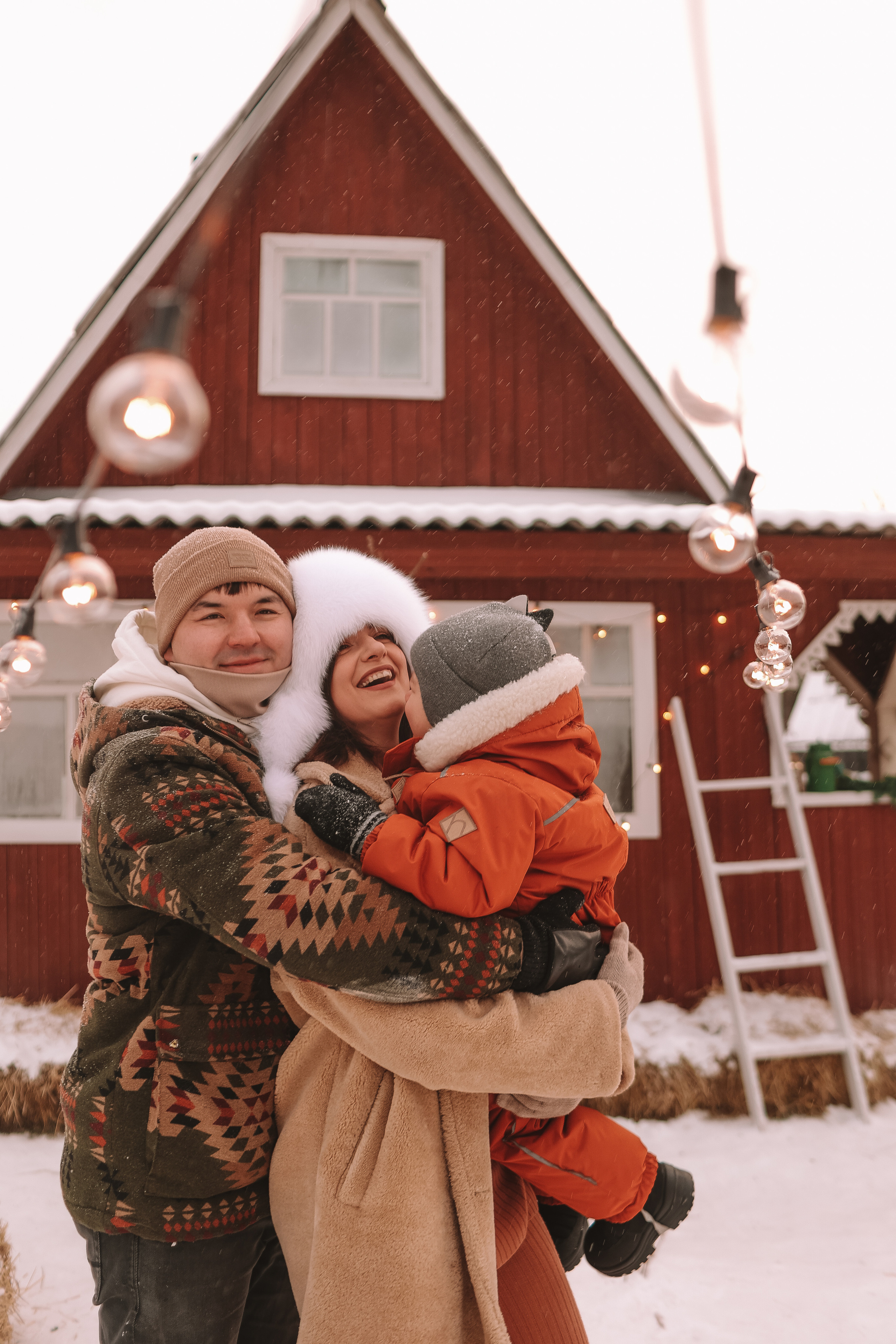 Локация Тишина (семья). Семейный фотограф Тюмень, фотограф на роды Салмина Мария