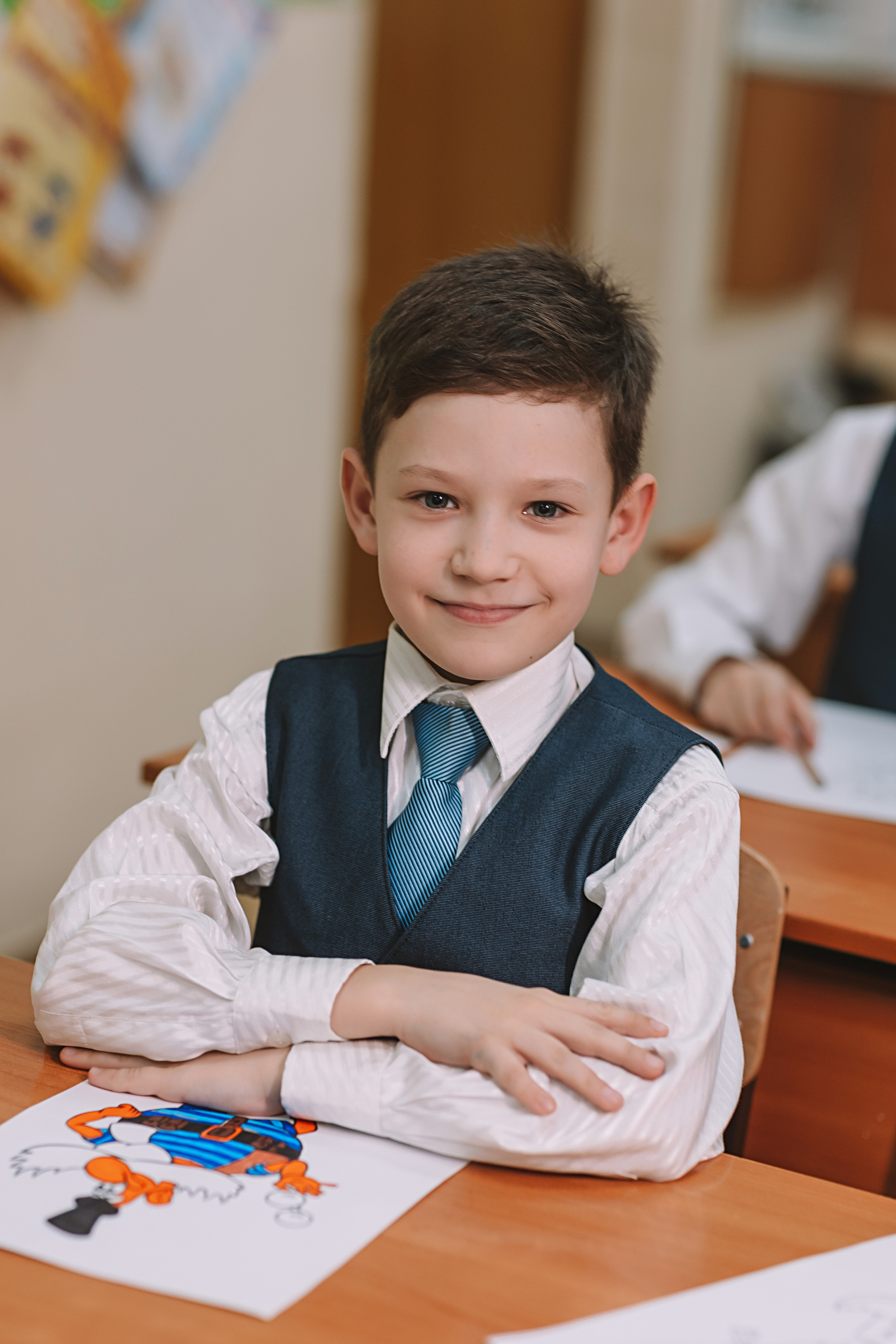 2 класс в школе. Семейный фотограф Тюмень, фотограф на роды Салмина Мария