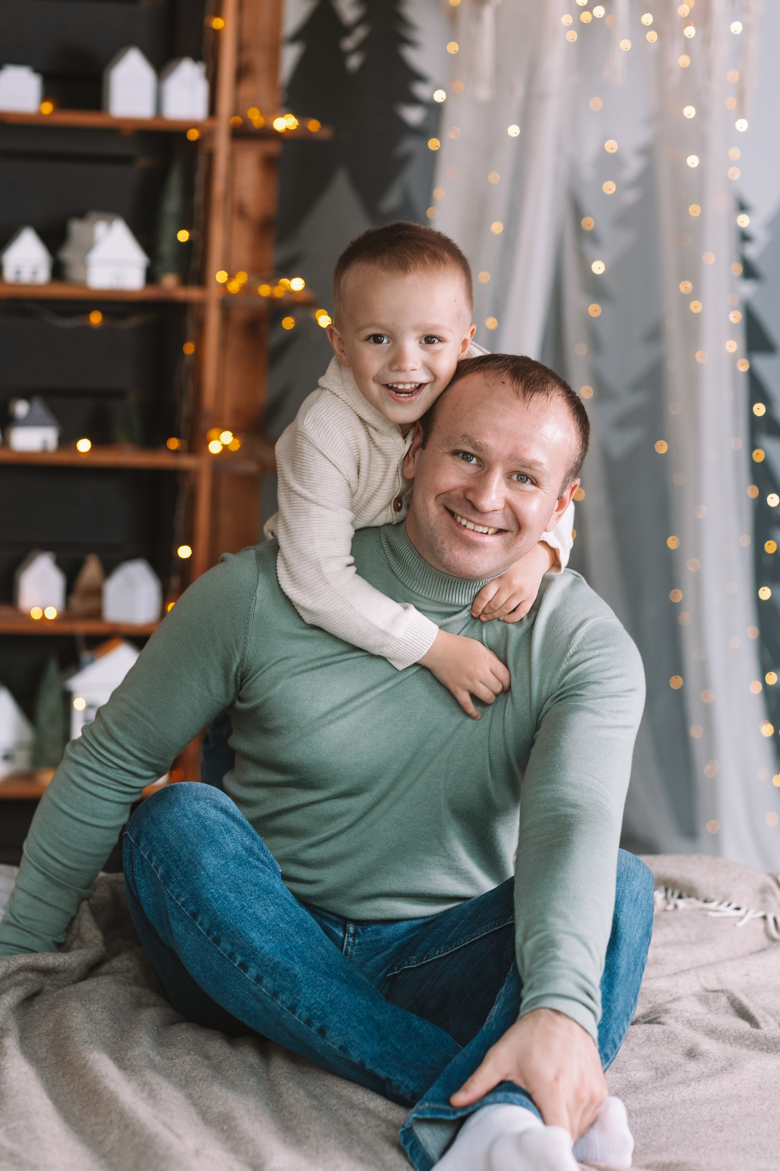Студия Рояль (новогодняя). Семейный фотограф Тюмень, фотограф на роды Салмина Мария