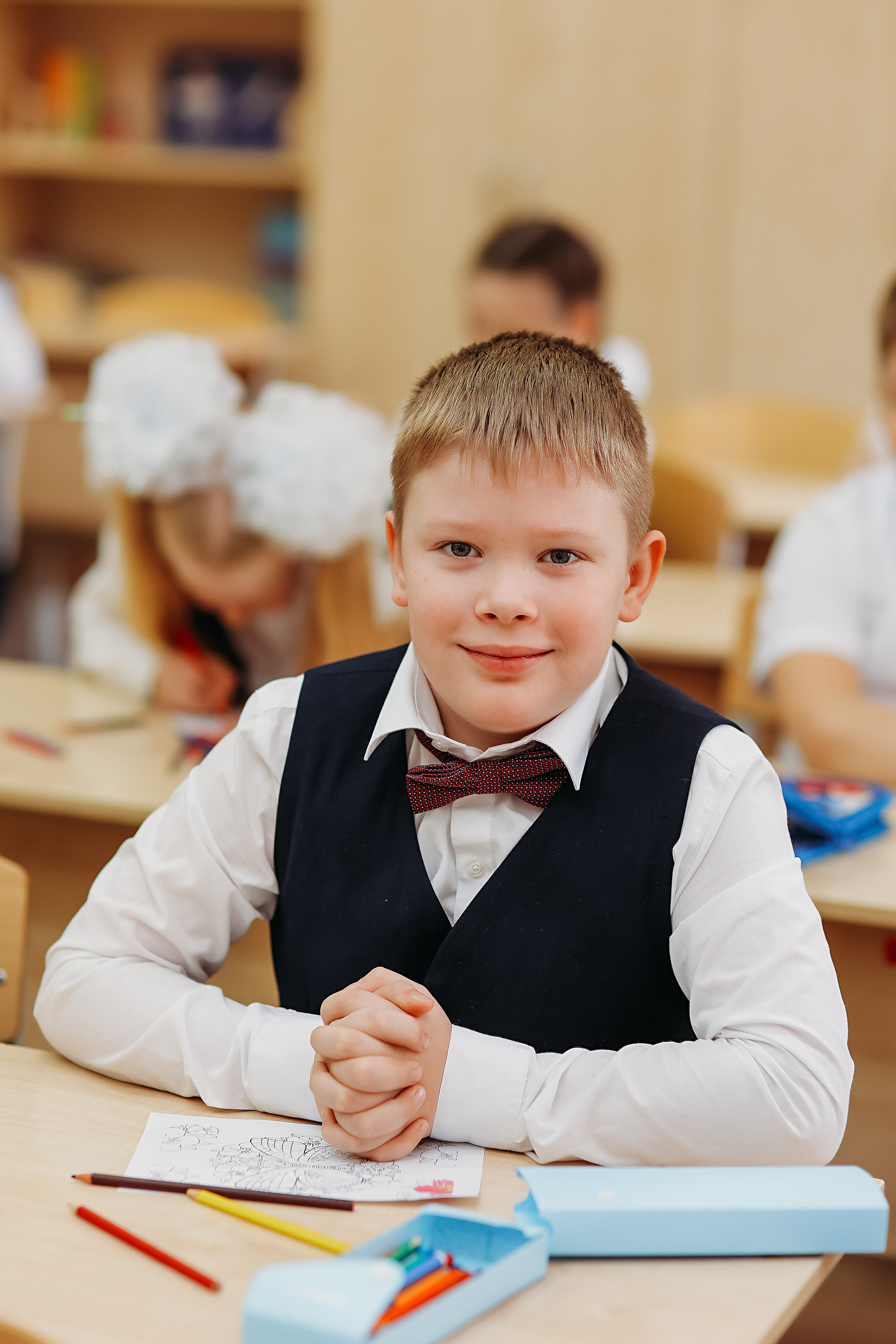 2 класс. Семейный фотограф Тюмень, фотограф на роды Салмина Мария