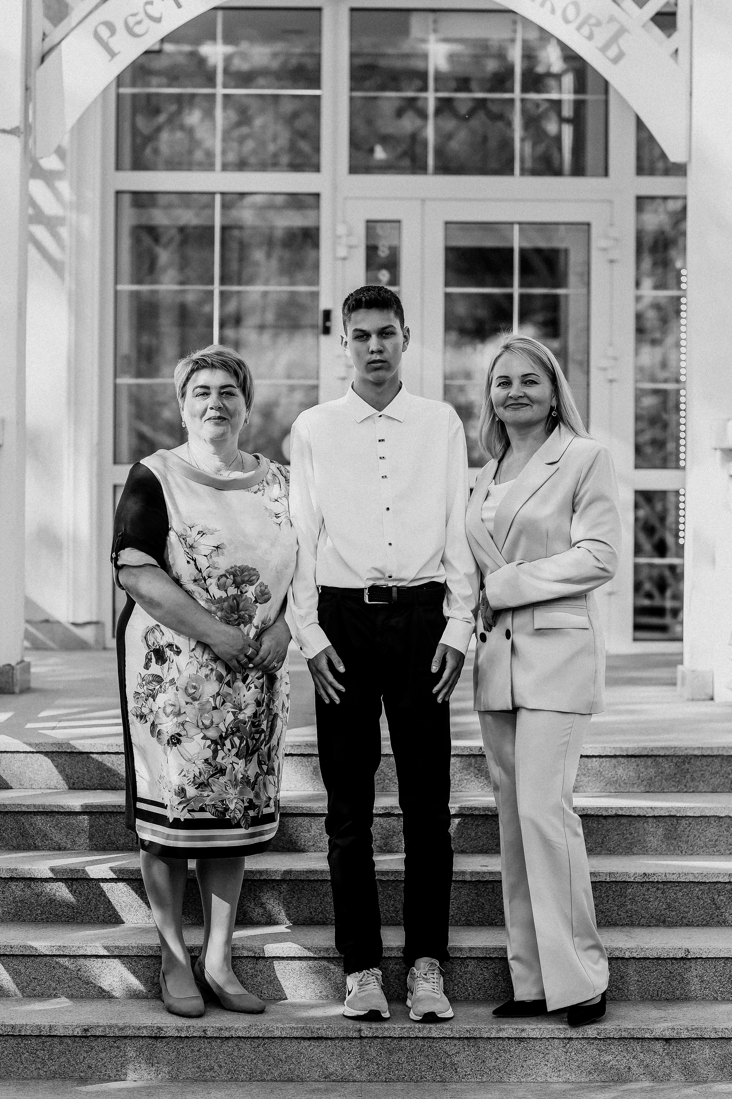 Репортаж выпускного. Семейный фотограф Тюмень, фотограф на роды Салмина Мария