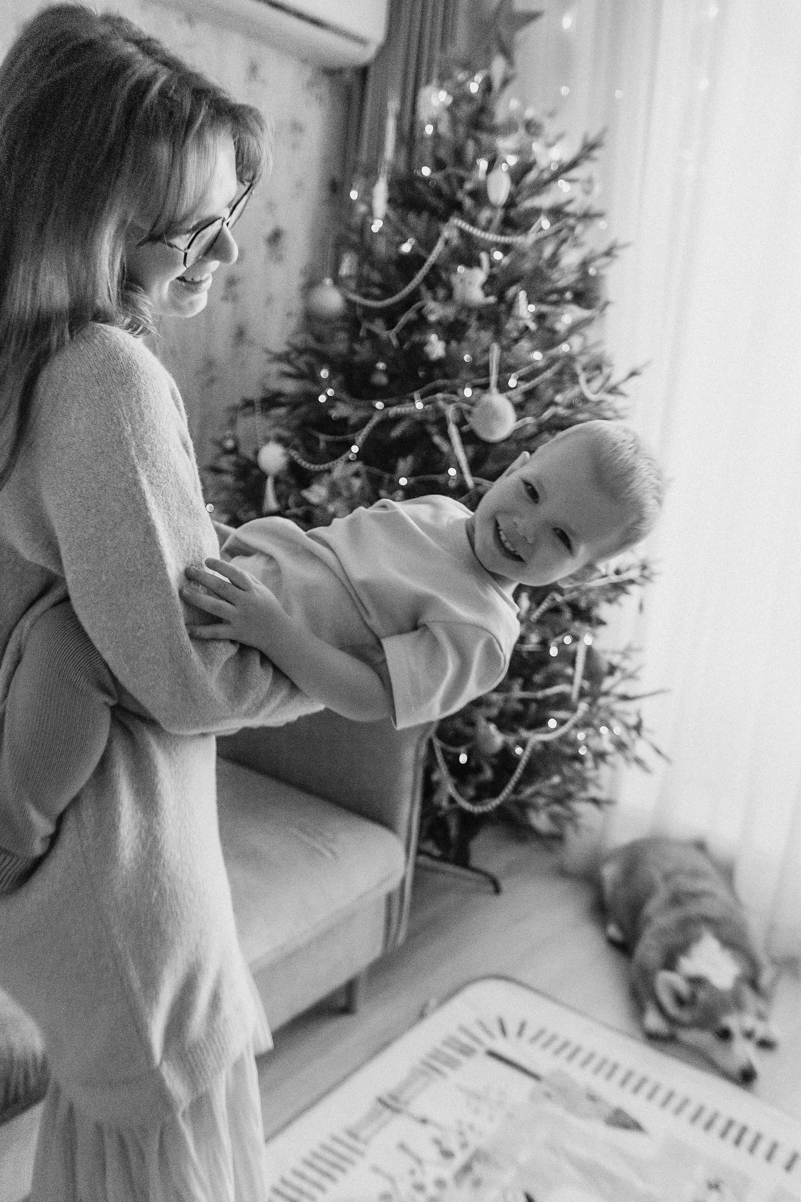 Очень активный Лев. Семейный фотограф Тюмень, фотограф на роды Салмина Мария