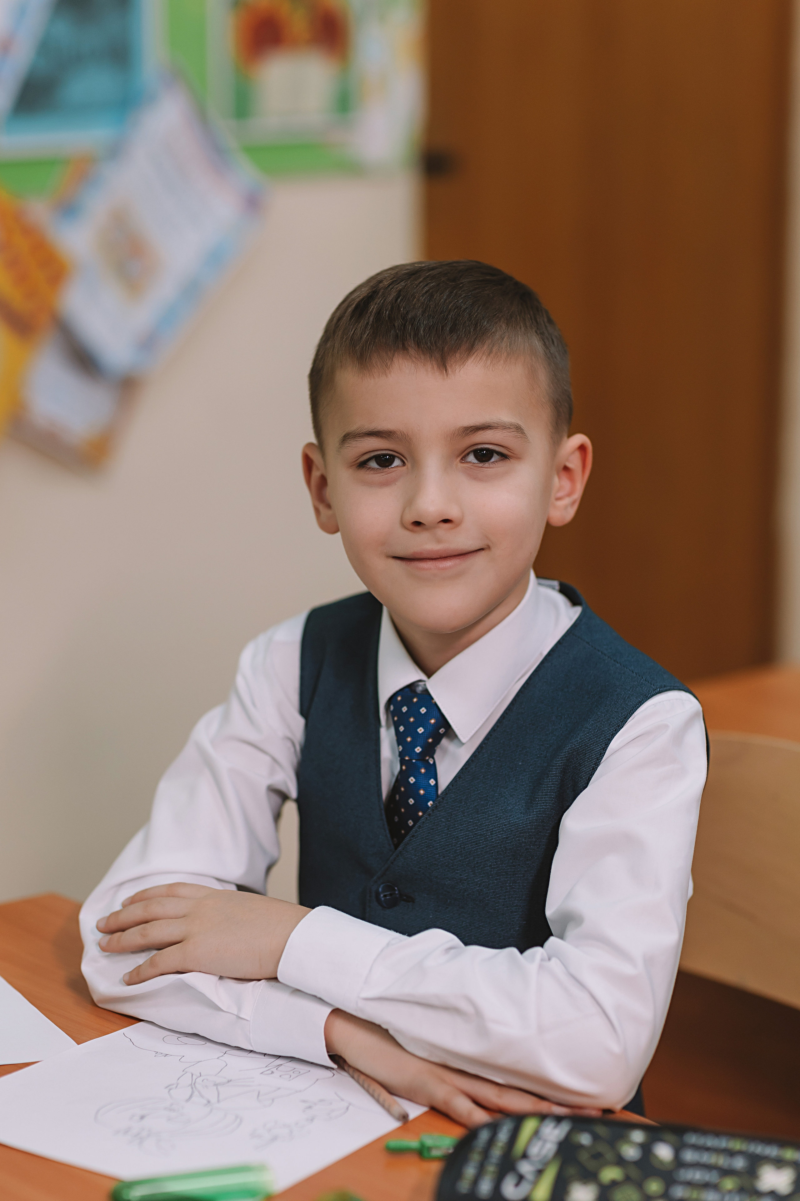 2 класс в школе. Семейный фотограф Тюмень, фотограф на роды Салмина Мария