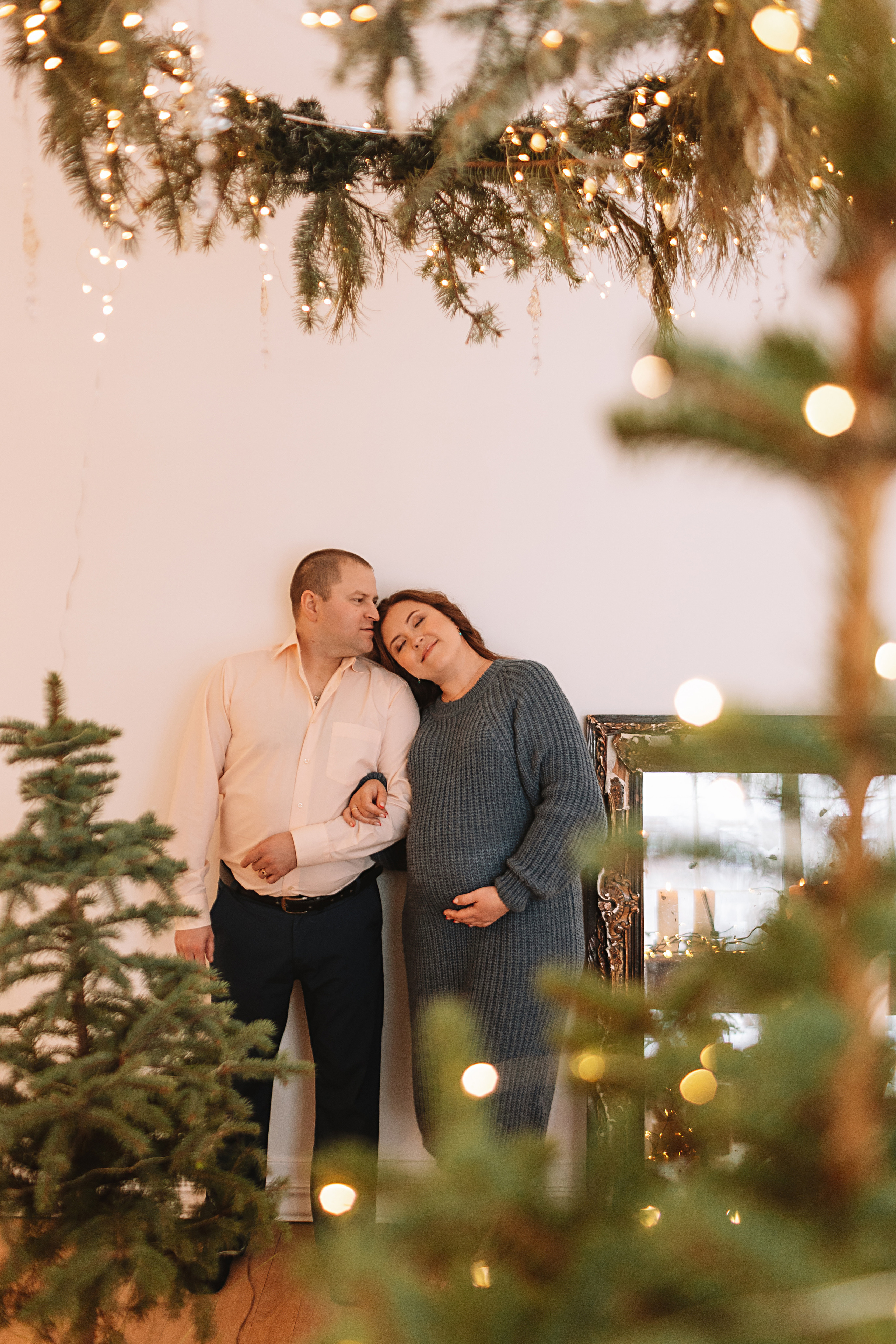 Студия Че (новогодняя). Семейный фотограф Тюмень, фотограф на роды Салмина Мария