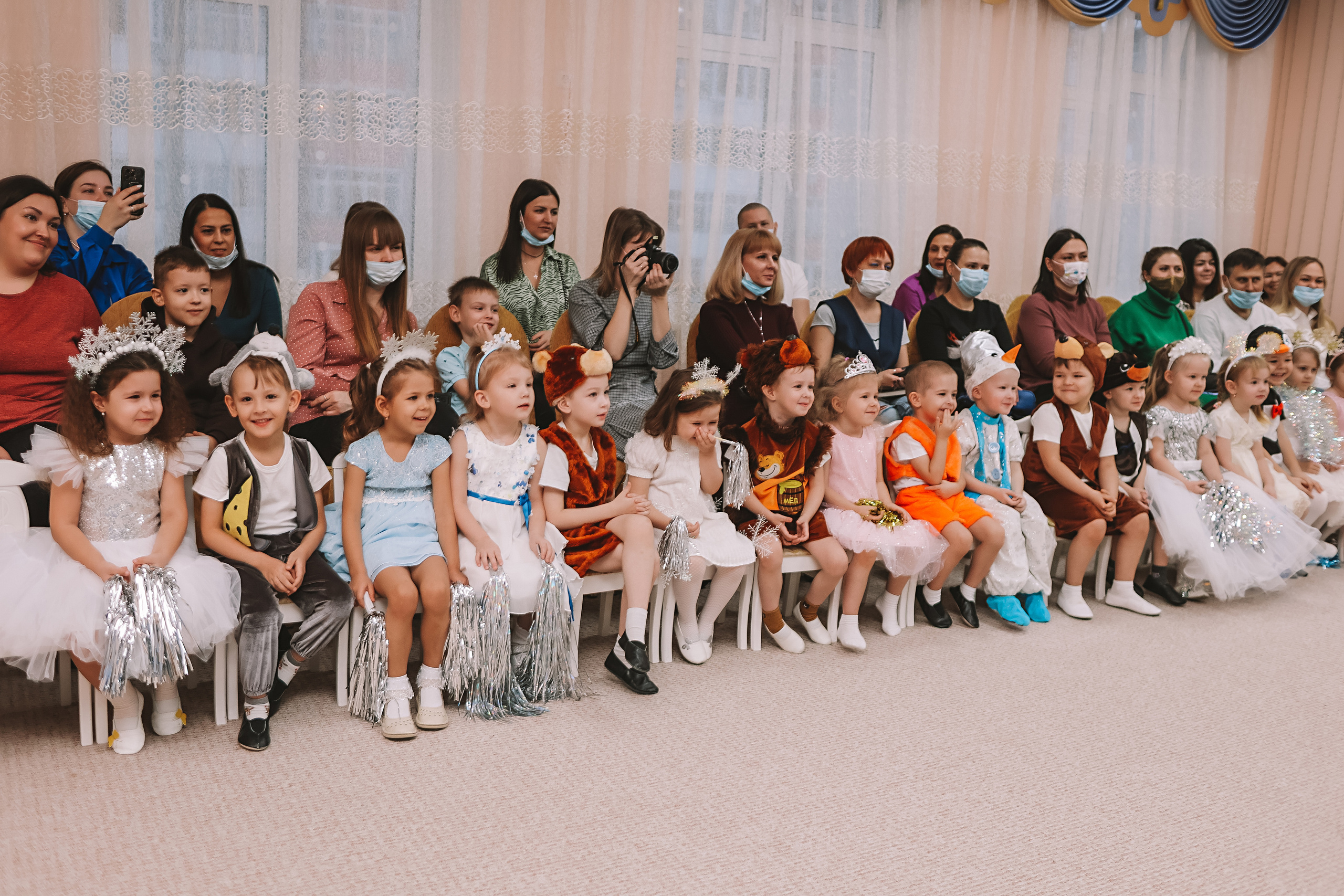 Репортаж новогоднего утренника. Семейный фотограф Тюмень, фотограф на роды Салмина Мария