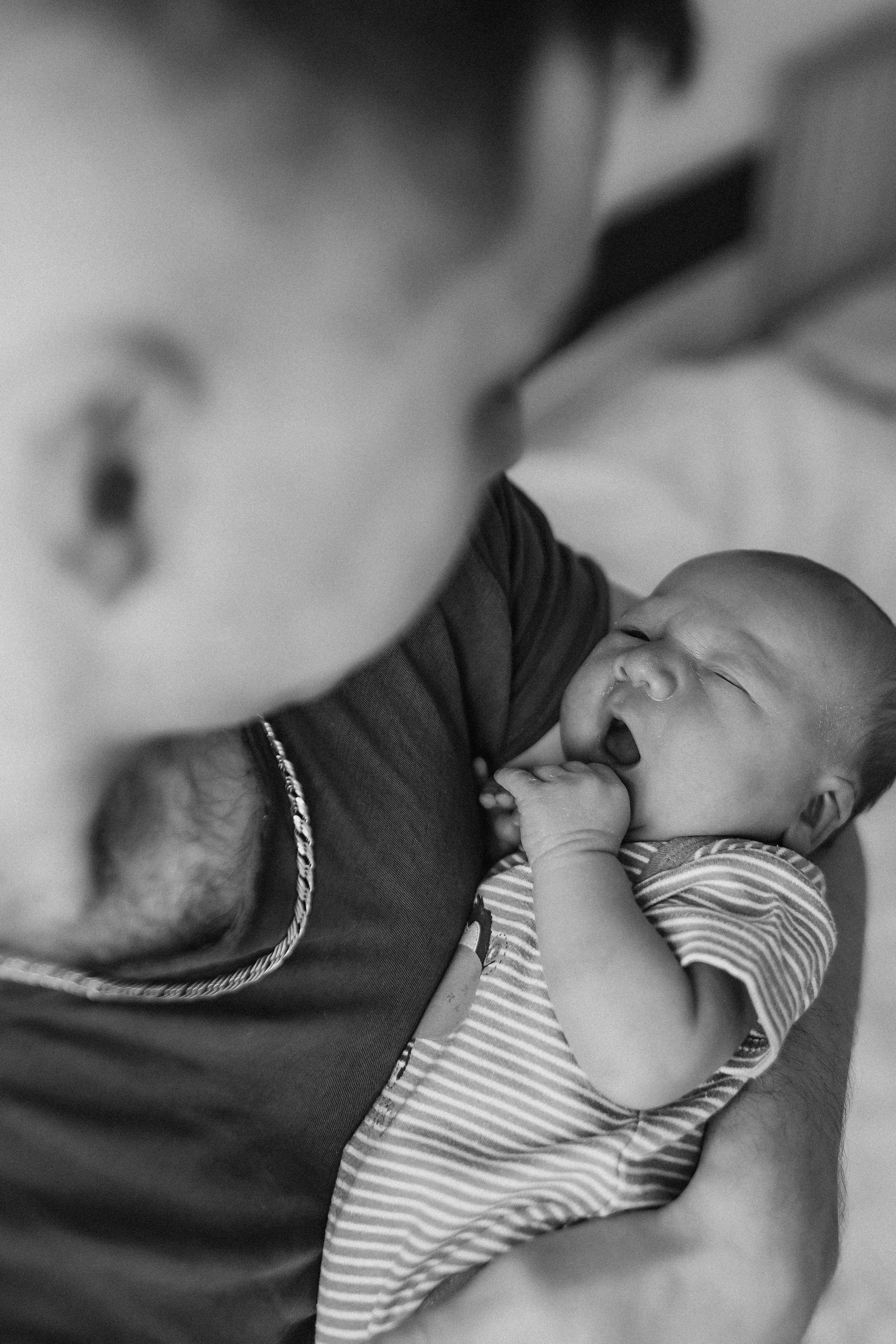 Руслан. Семейный фотограф Тюмень, фотограф на роды Салмина Мария