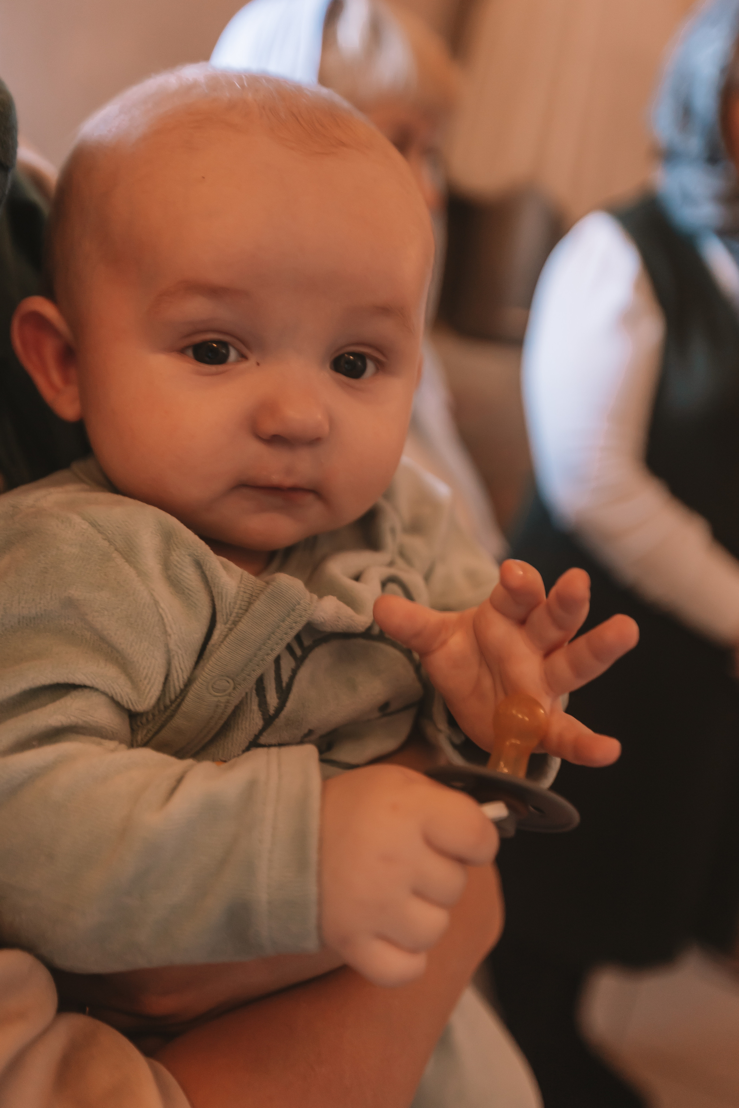 Крещение семакова. Семейный фотограф Тюмень, фотограф на роды Салмина Мария