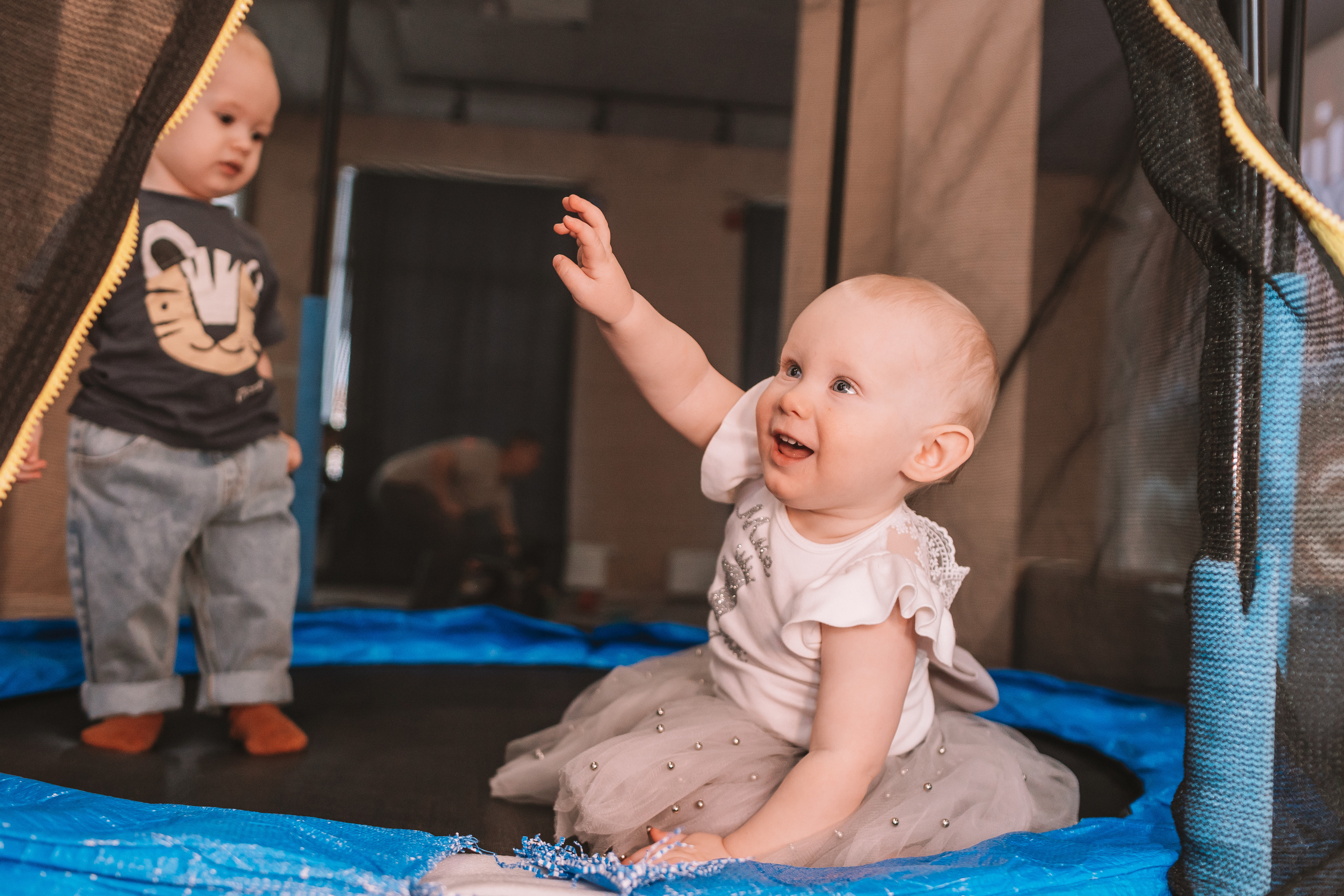 Первый годик в игровой. Семейный фотограф Тюмень, фотограф на роды Салмина Мария