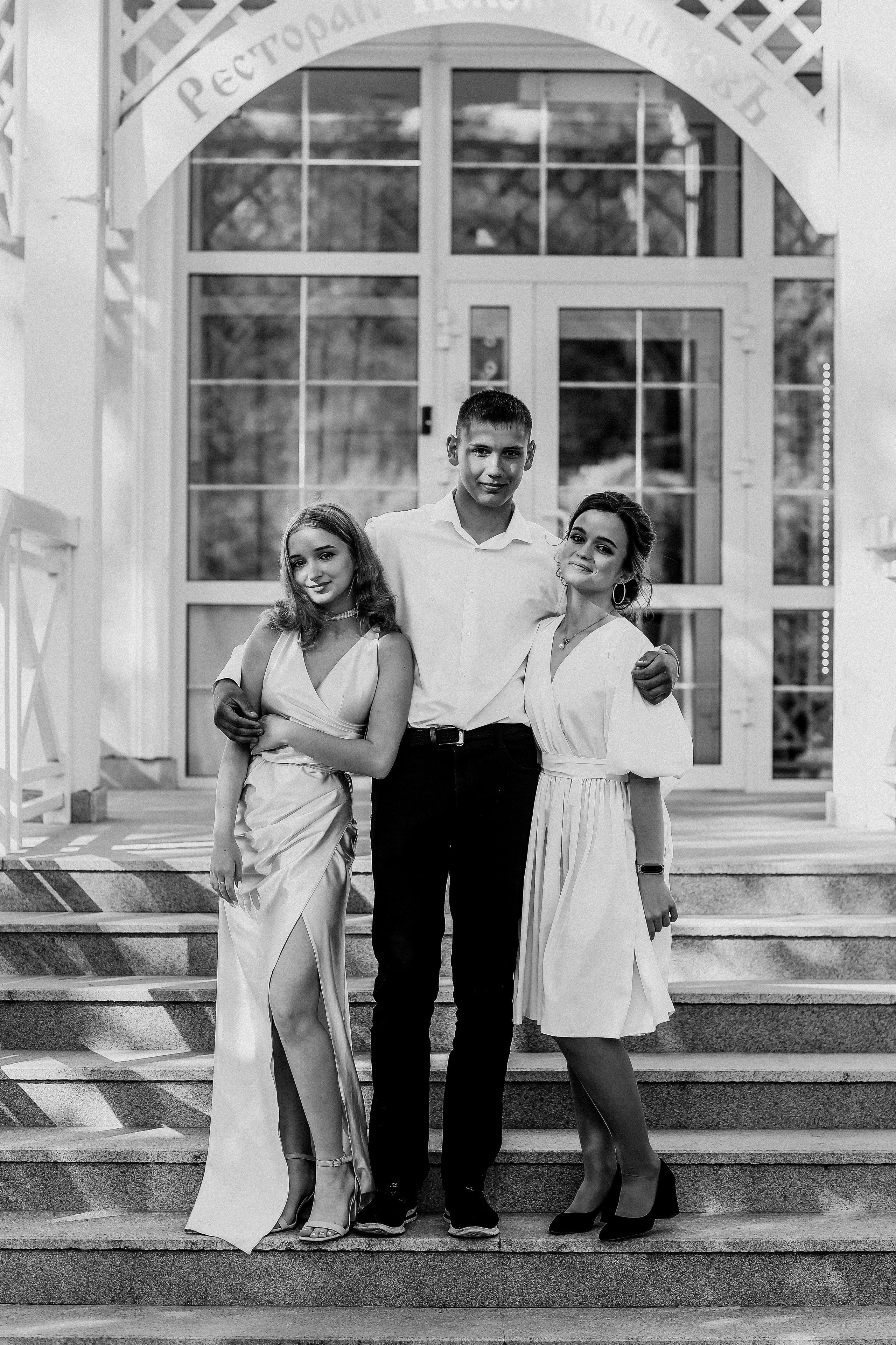 Репортаж выпускного. Семейный фотограф Тюмень, фотограф на роды Салмина Мария