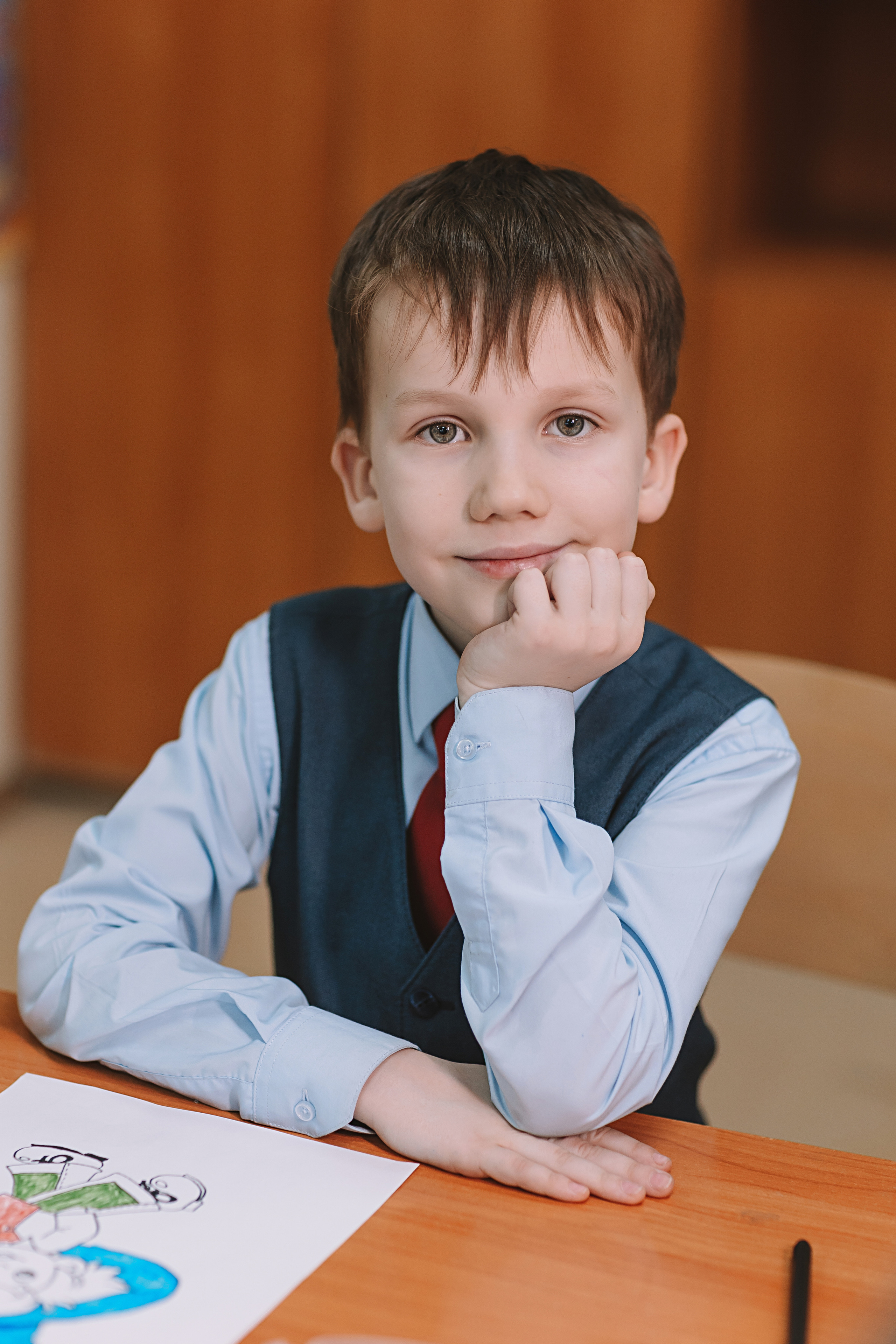 2 класс в школе. Семейный фотограф Тюмень, фотограф на роды Салмина Мария