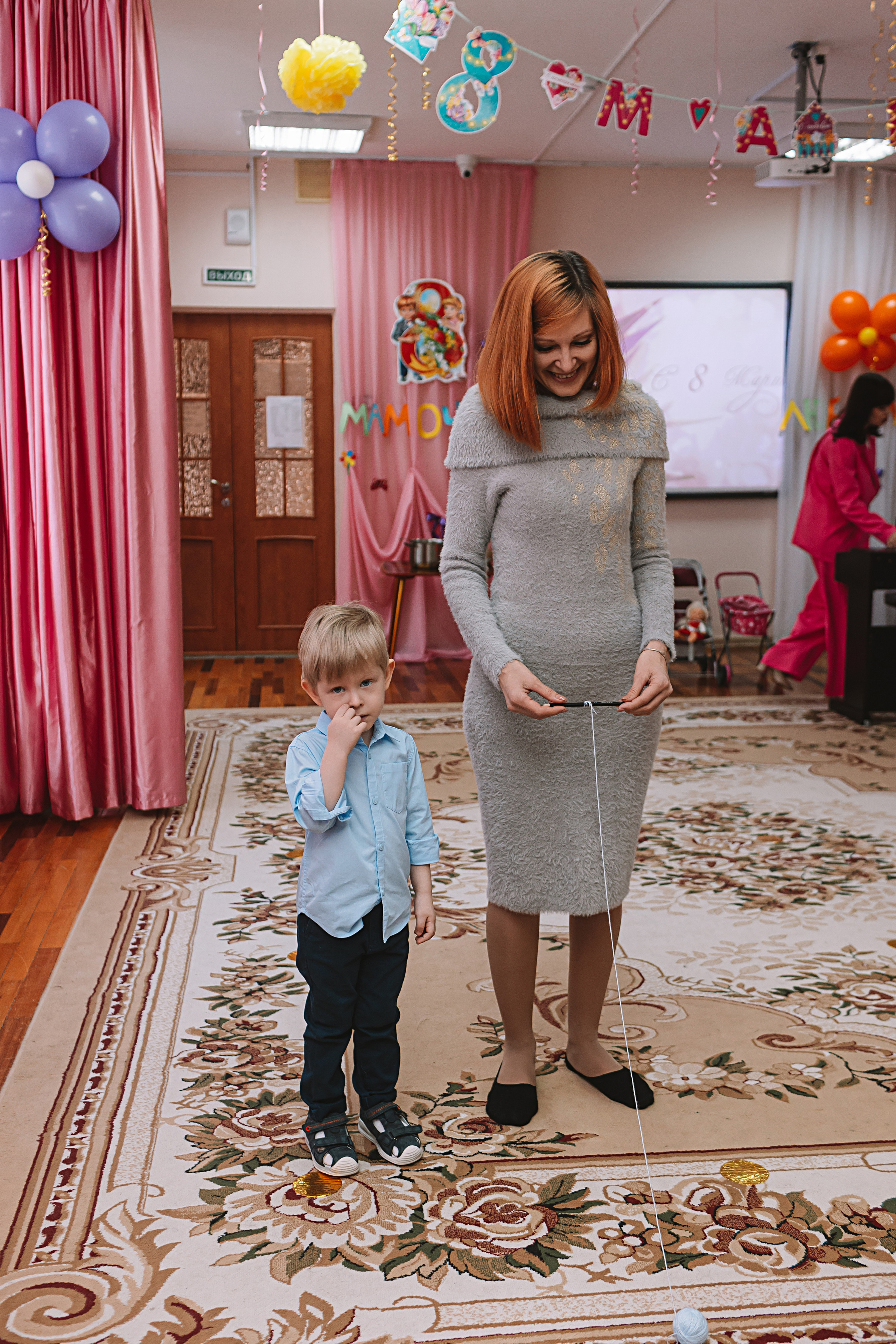 Утренник садик. Семейный фотограф Тюмень, фотограф на роды Салмина Мария