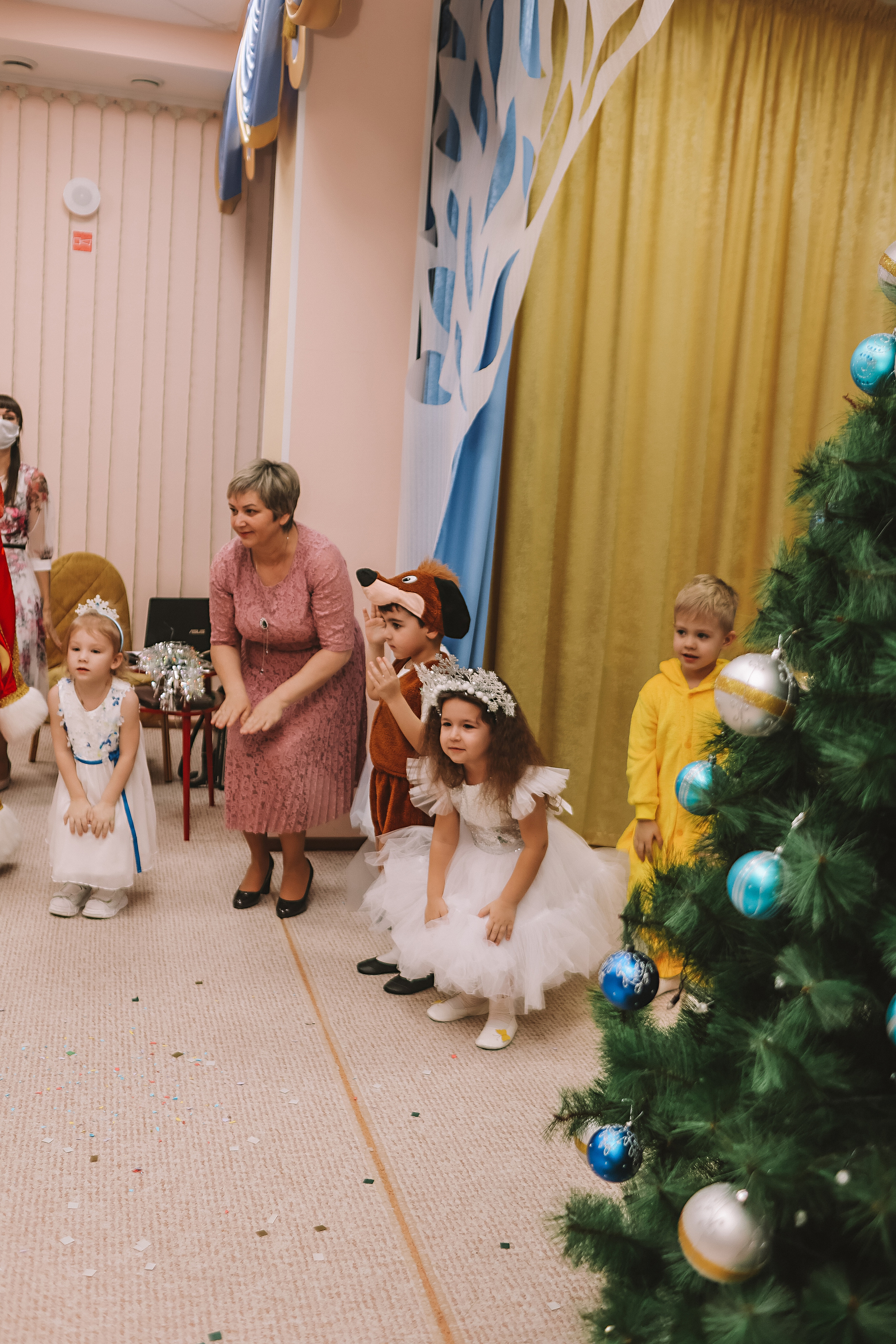 Репортаж новогоднего утренника. Семейный фотограф Тюмень, фотограф на роды Салмина Мария