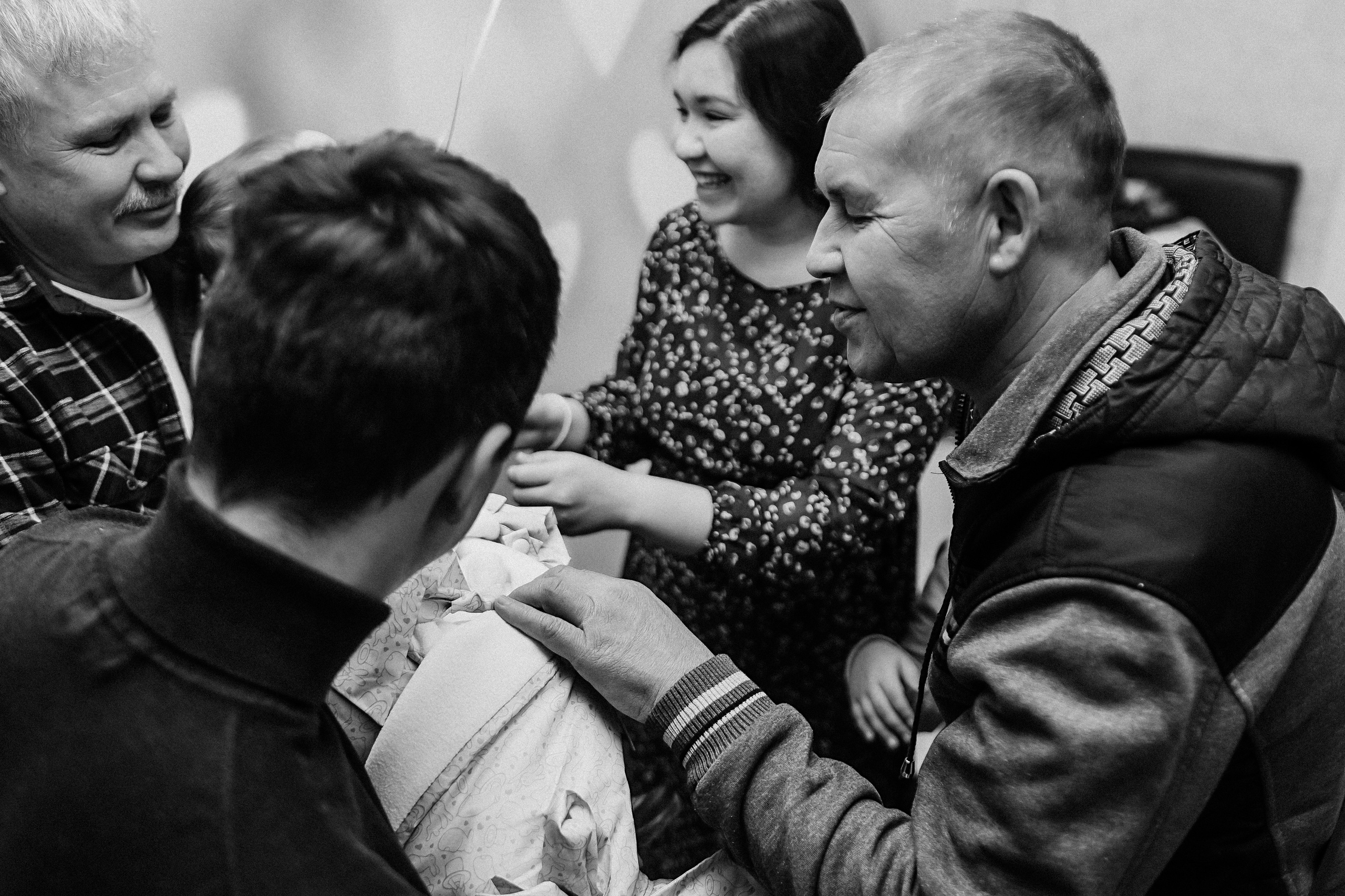 Выписка только зона ожидания. Семейный фотограф Тюмень, фотограф на роды Салмина Мария