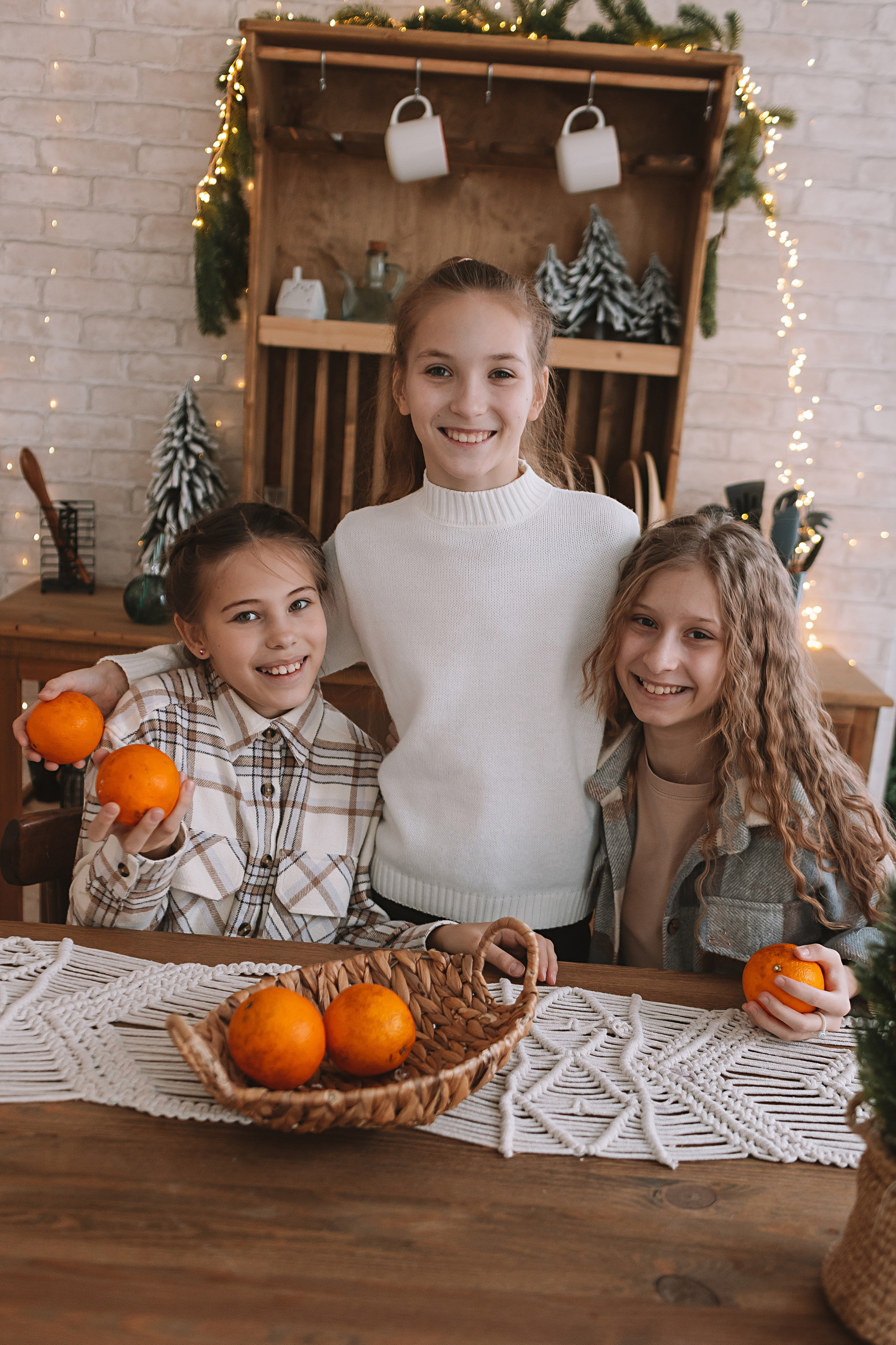 Новогодняя школьная в студии. Семейный фотограф Тюмень, фотограф на роды Салмина Мария